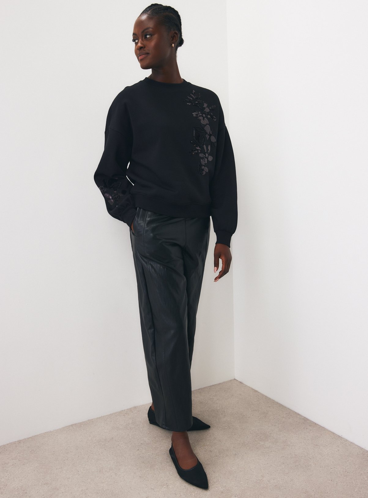 Black Embellished Flower Sweatshirt XL - Image 2 thumbnail