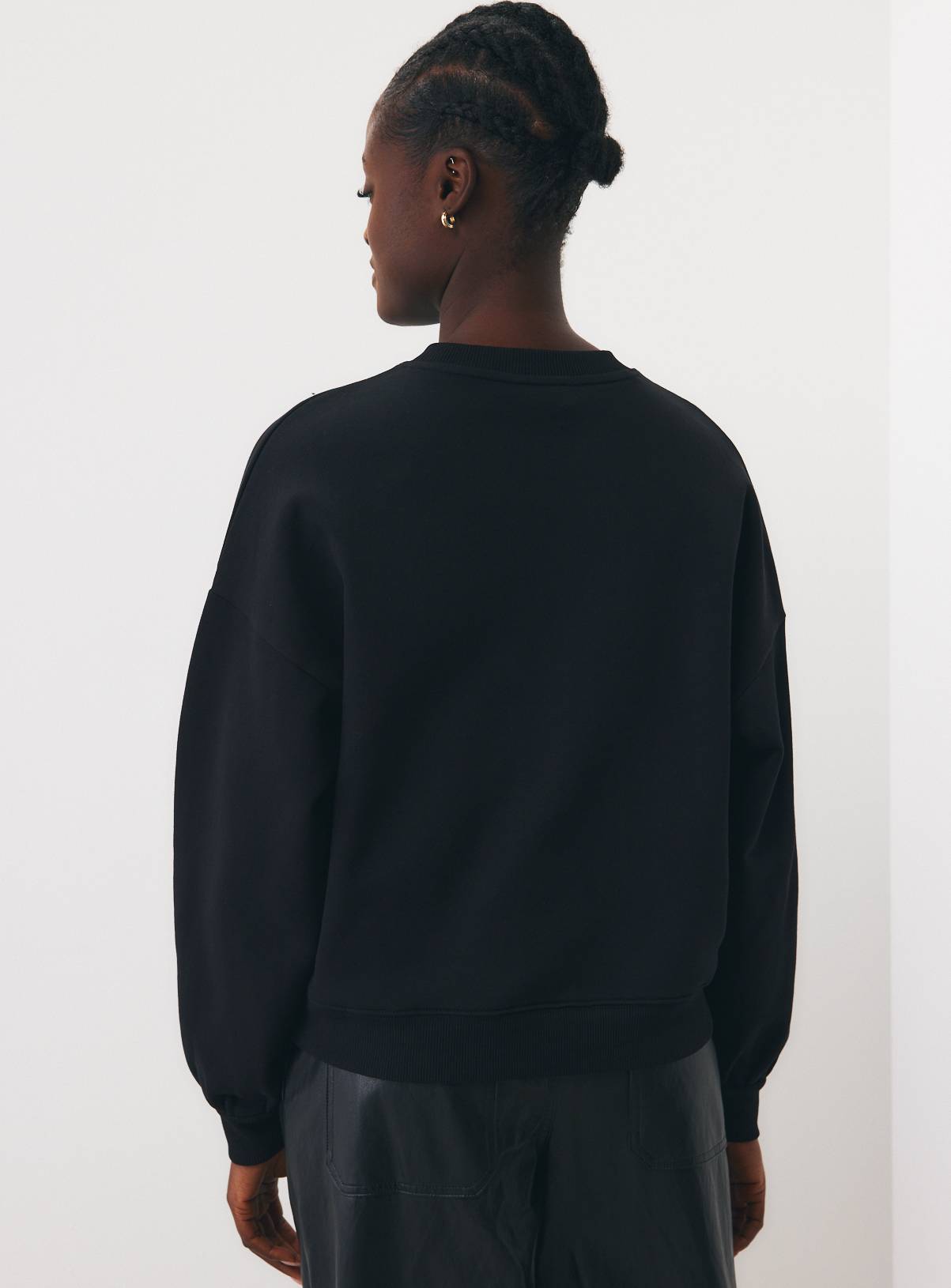 Black Embellished Flower Sweatshirt XL - Image 4