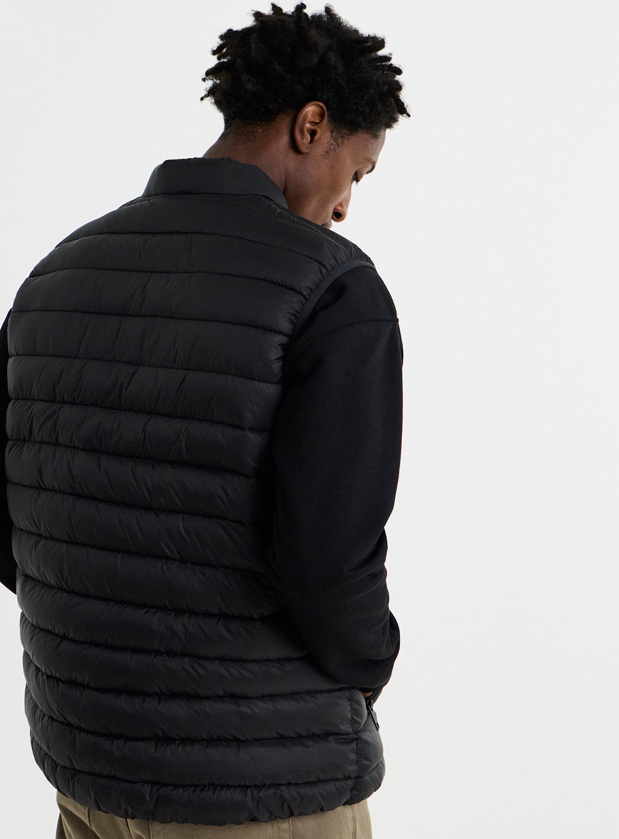 JACAMO Black Lightweight Padded Gilet L - Image 2 thumbnail