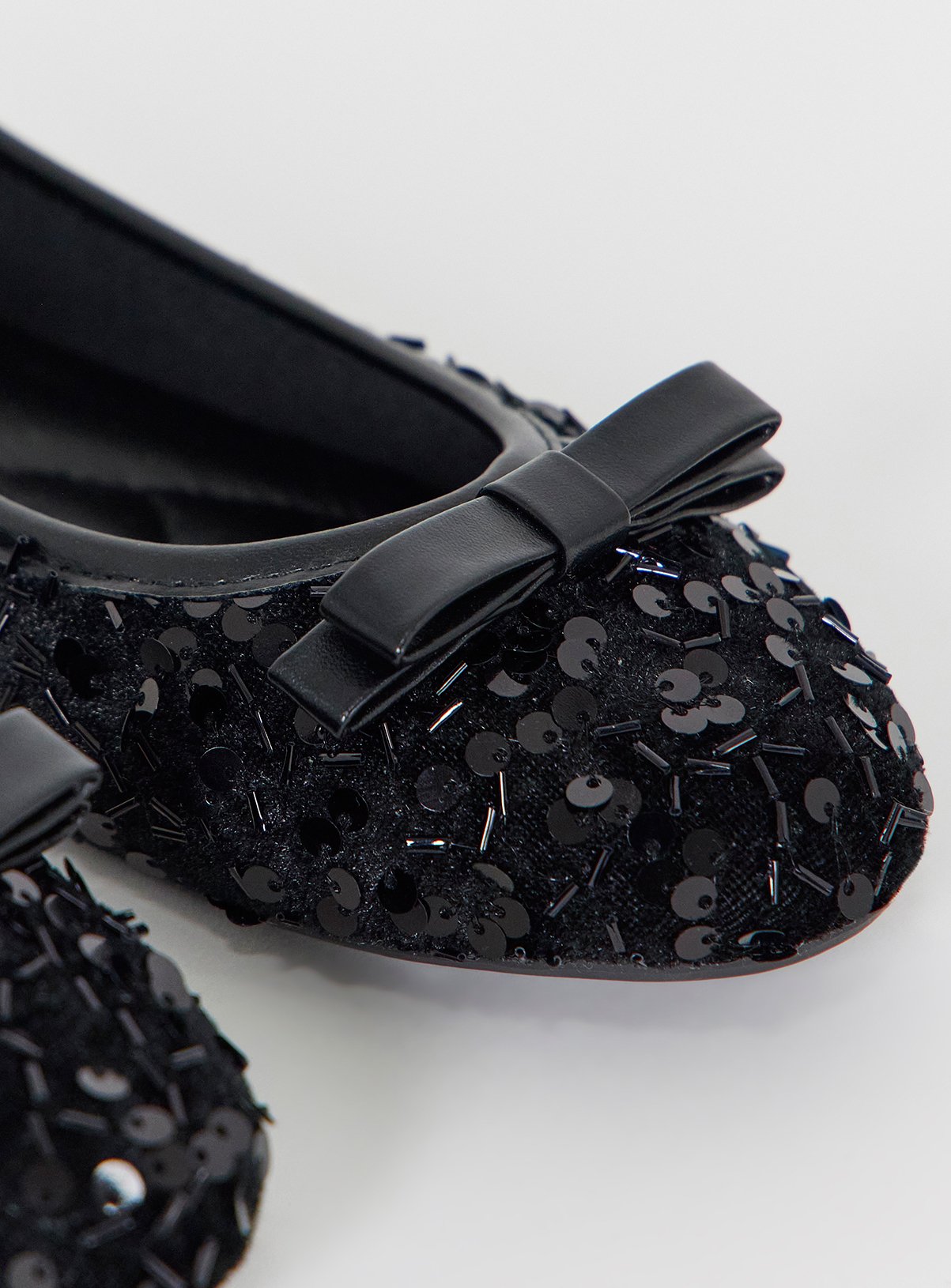 SIMPLY BE Classic Ballerina Bow Shoe Wide Fit Black 7 - Image 4 thumbnail