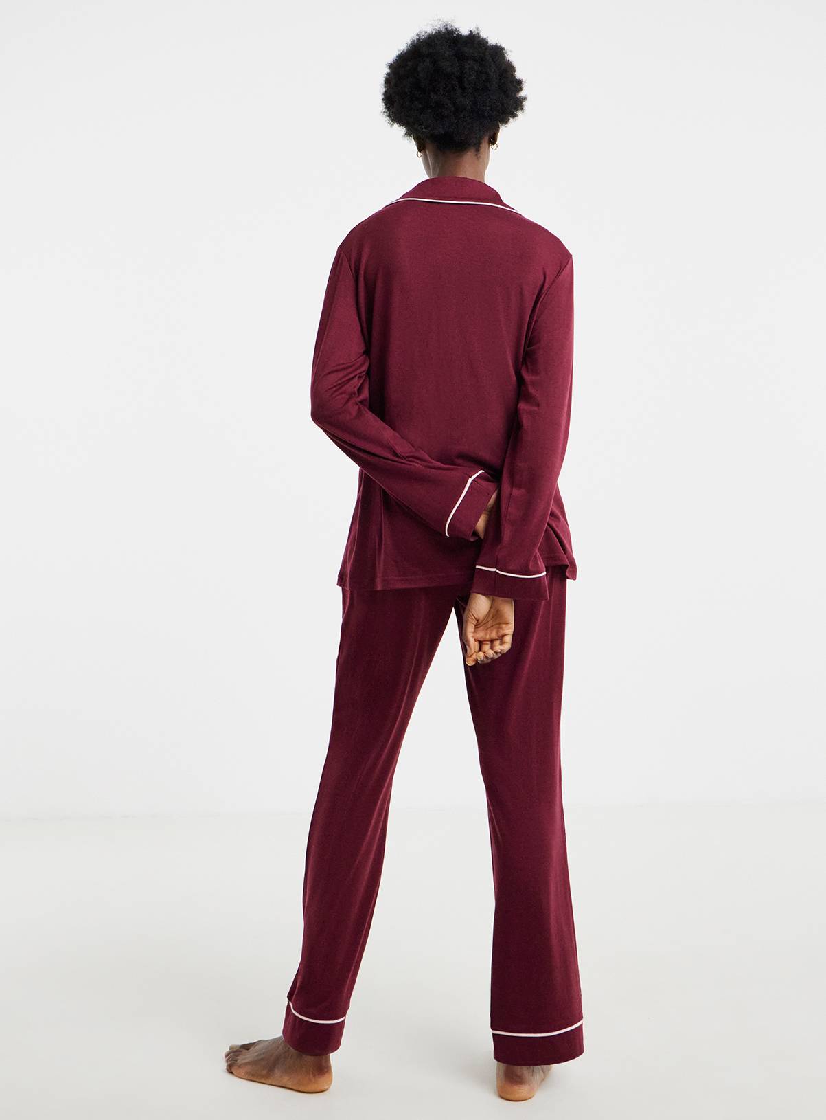 SIMPLY BE Viscose Blend Revere Pyjama Set Red 16-18 - Image 2