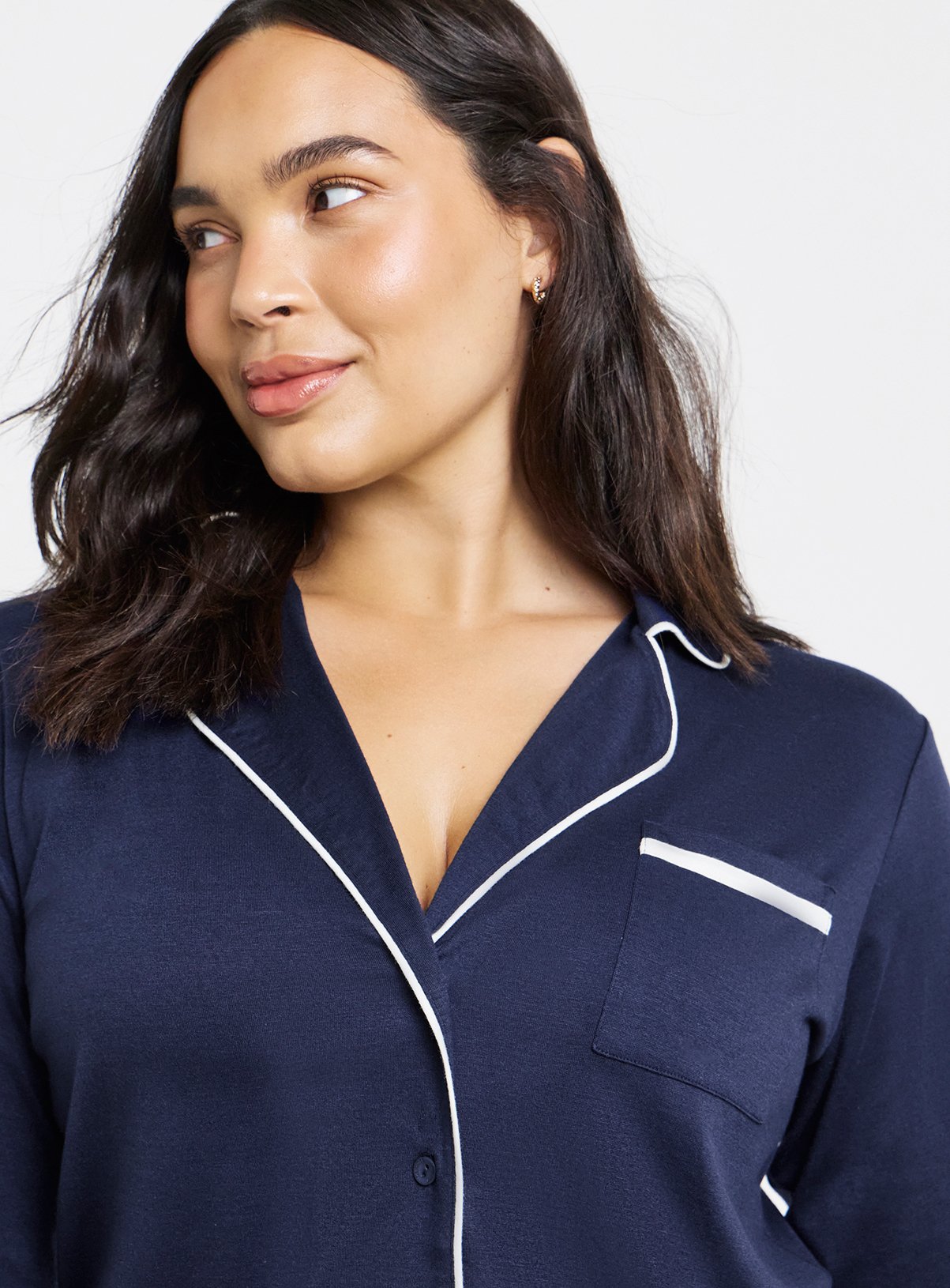 SIMPLY BE Viscose Blend Revere Pyjama Set Navy 32-34 - Image 4 thumbnail