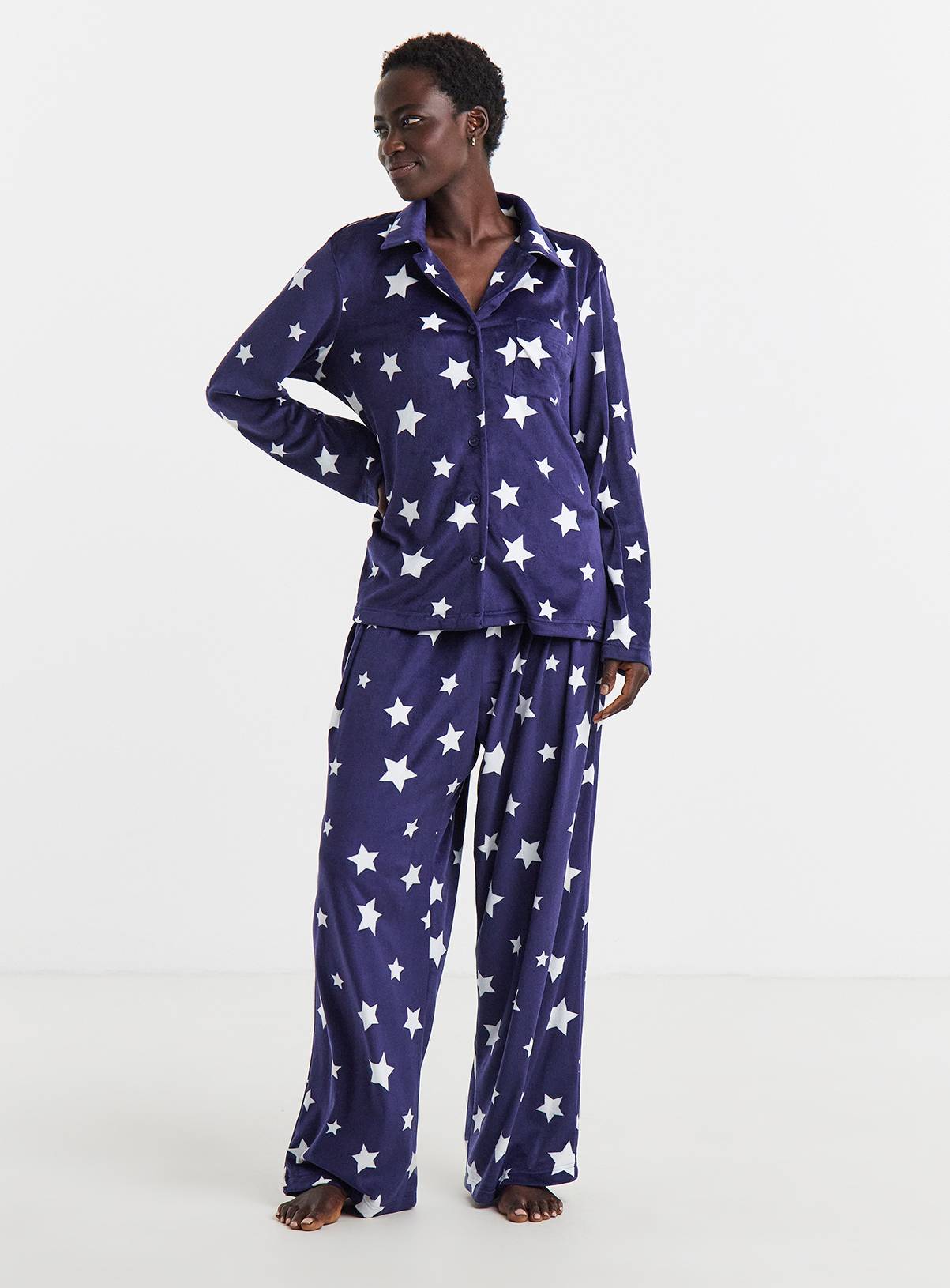 SIMPLY BE Pretty Secrets Star Fleece Pyjama Set 24-26 - Image 1