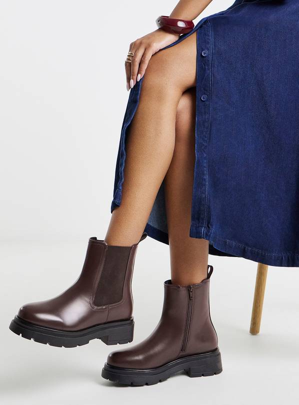 SIMPLY BE Chunky Chelsea Ankle Boot Wide Fit Brown 8