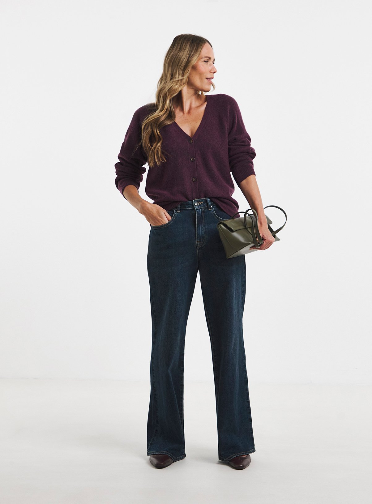 JD WILLIAMS Sponge V Neck Cardigan 20-22 - Image 3 thumbnail