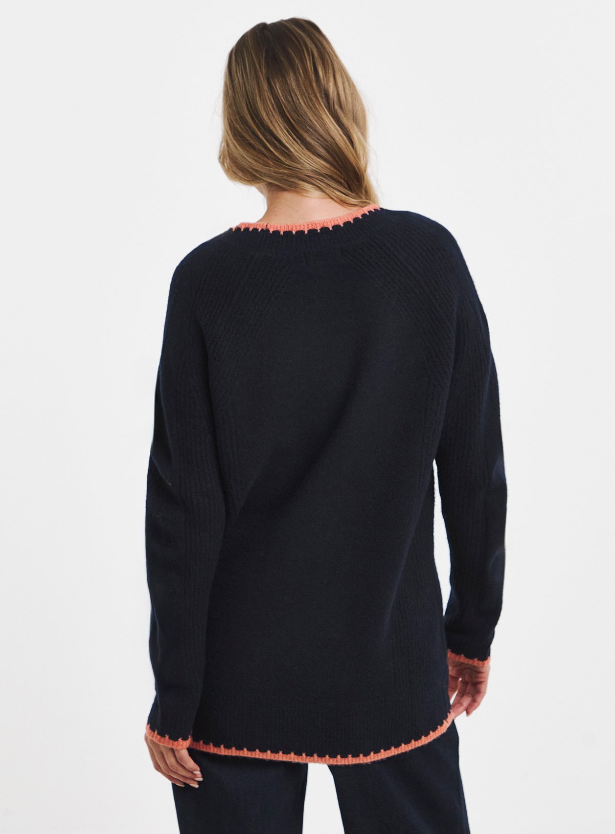 JD WILLIAMS Sponge Slouchy V Neck Whipstitch Tunic 16-18 - Image 2 thumbnail