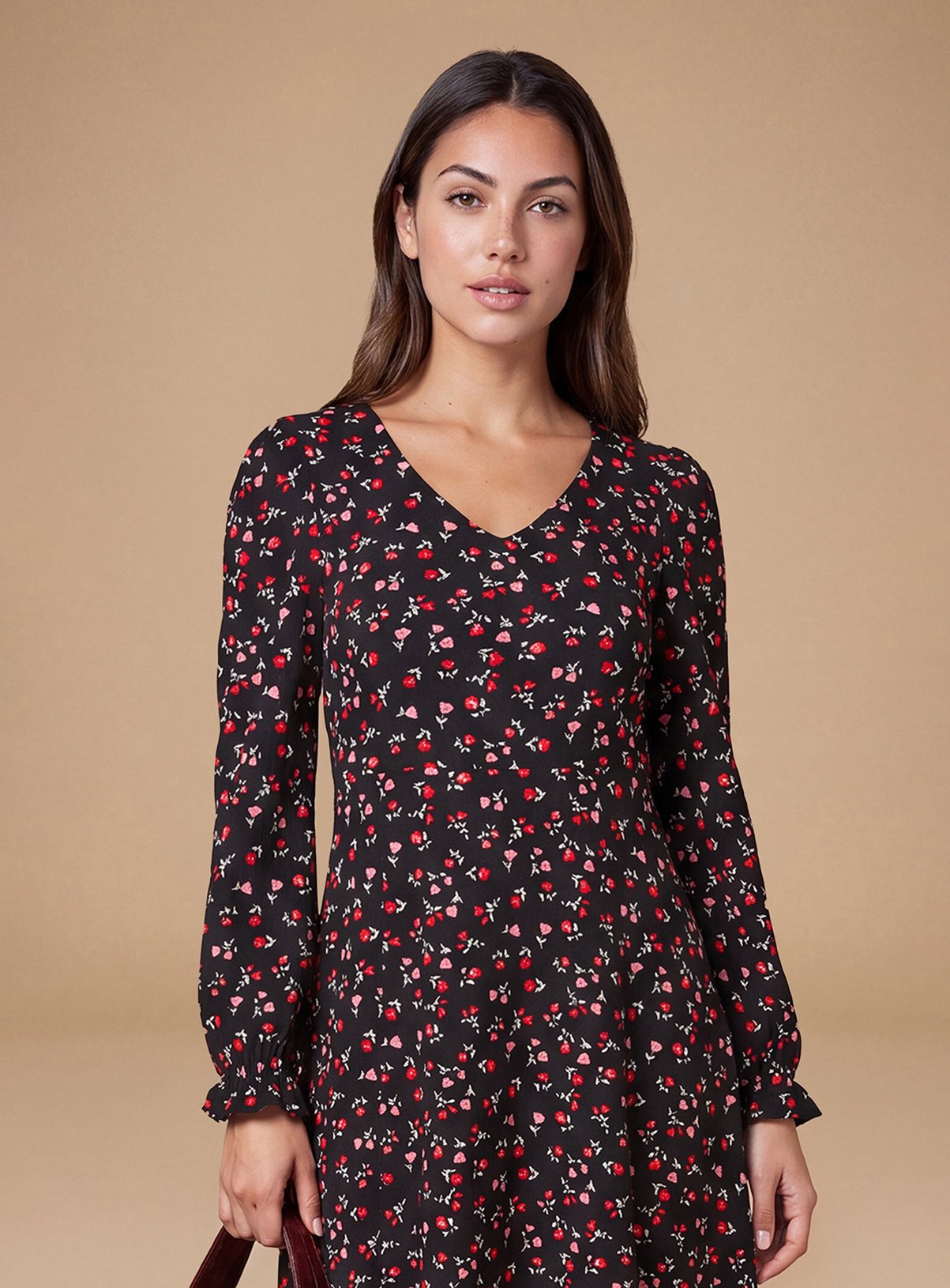 DOROTHY PERKINS Petite Black Floral V Neck Jersey Midi Dress 8 - Image 4 thumbnail