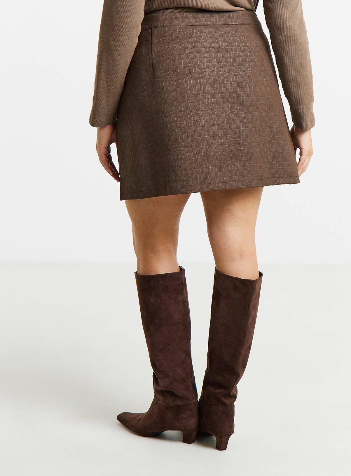 SIMPLY BE Chocolate Suedette Mini Skirt 24 - Image 3