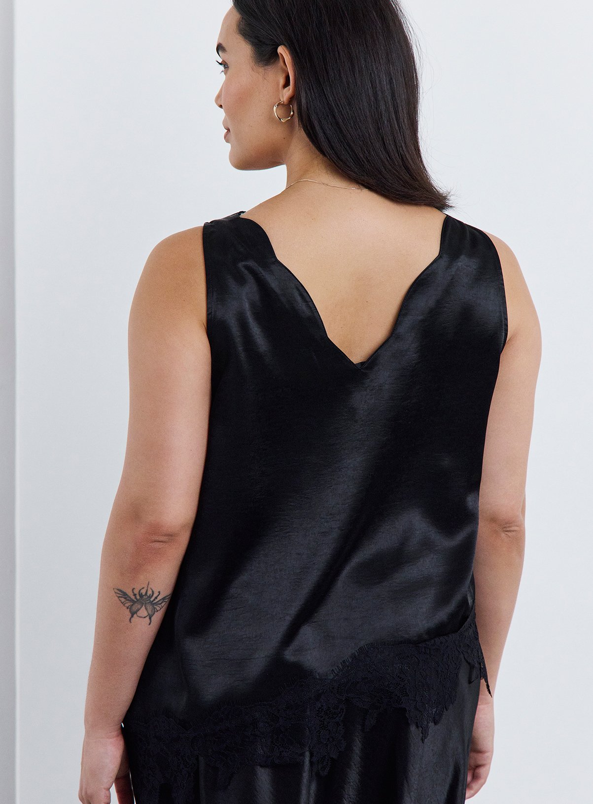 SIMPLY BE Black Satin Lace Cami Top 26 - Image 2 thumbnail