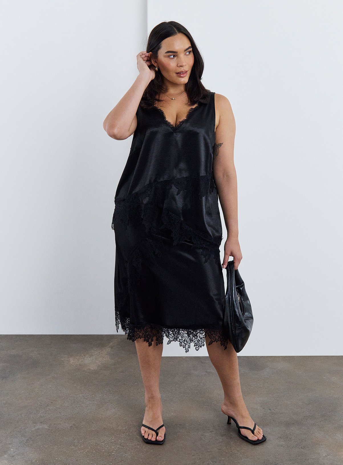 SIMPLY BE Black Satin Lace Cami Top 26 - Image 3 thumbnail