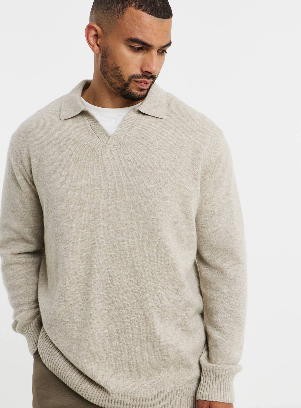 JACAMO Trophy Neck Knitted Polo 2XL - Image 1