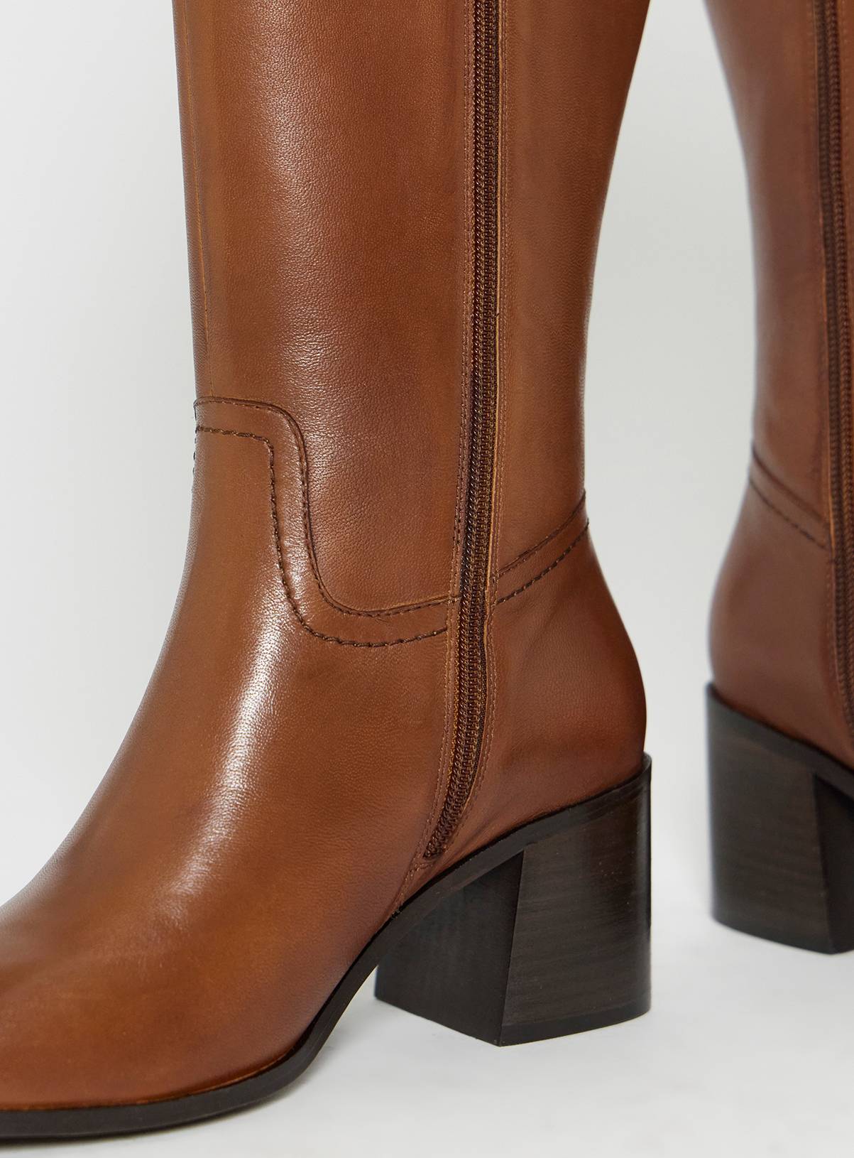 JD WILLIAMS Leather Knee High Heeled Boot Wide Fit 6 - Image 3