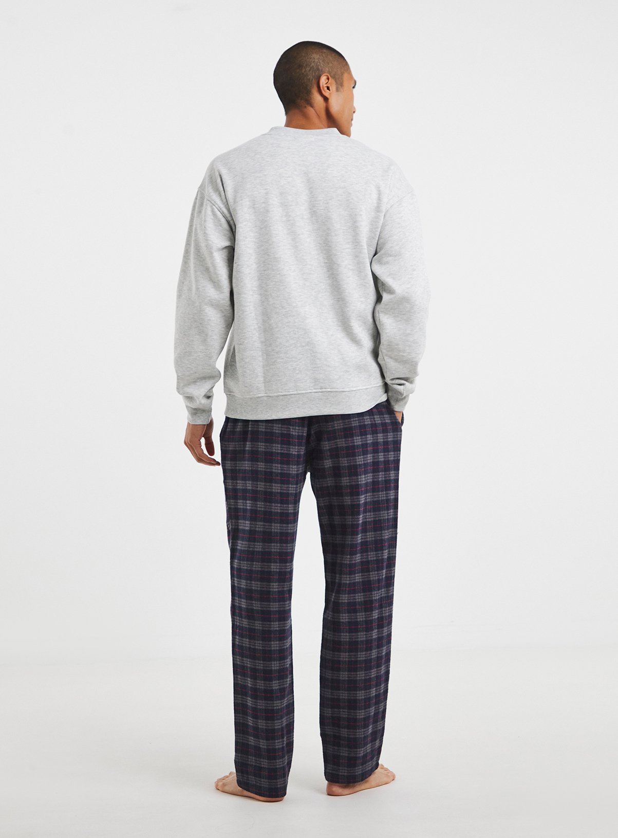 JACAMO Christmas Graphic Sweatshirt Pyjama Set 3XL - Image 2 thumbnail