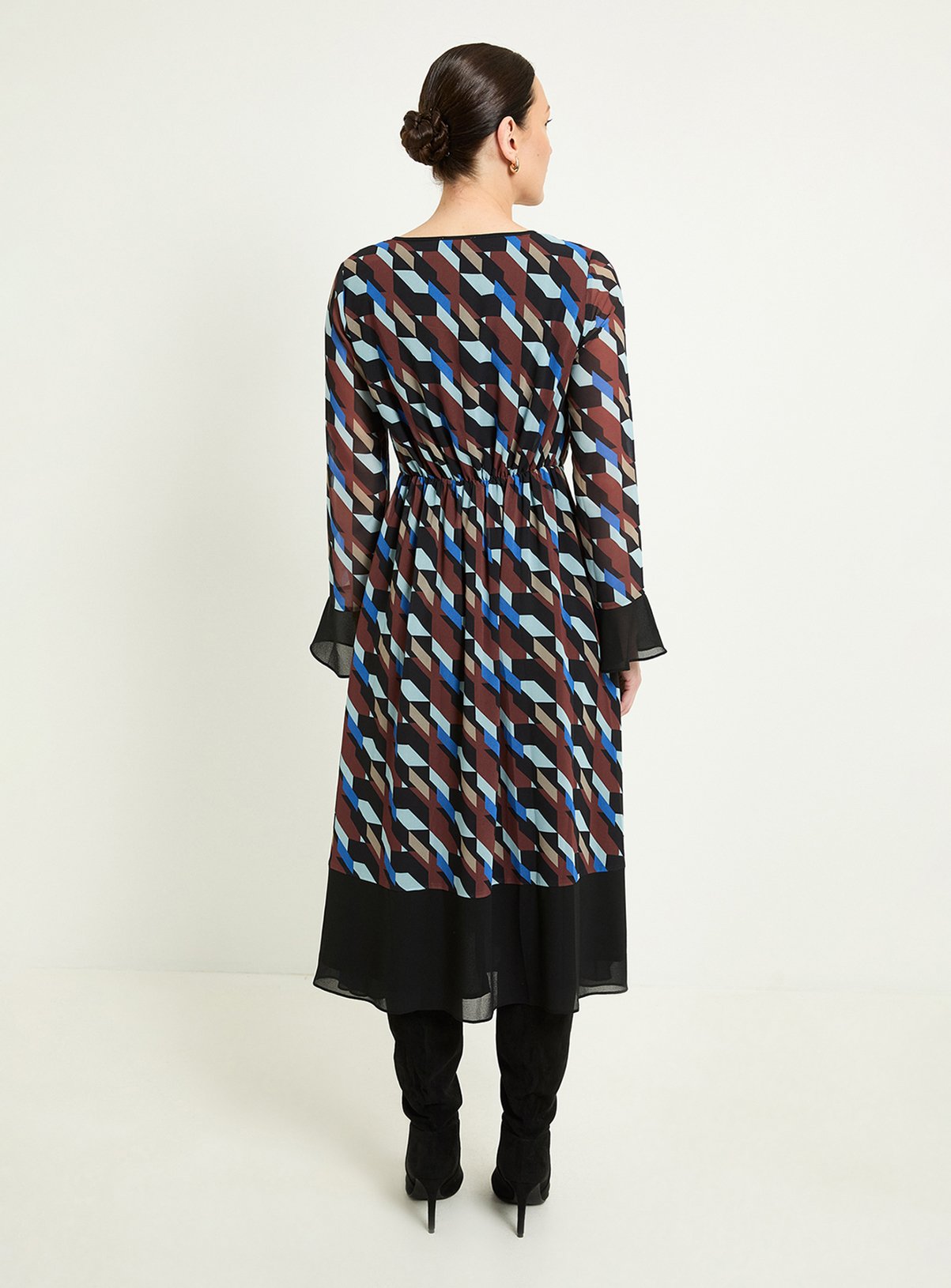 WALLIS Geo Contrast Midi Dress 18 - Image 3 thumbnail
