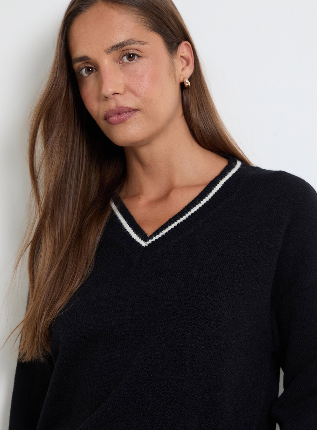 WALLIS Scarf Detail V Neck Jumper L - Image 4 thumbnail