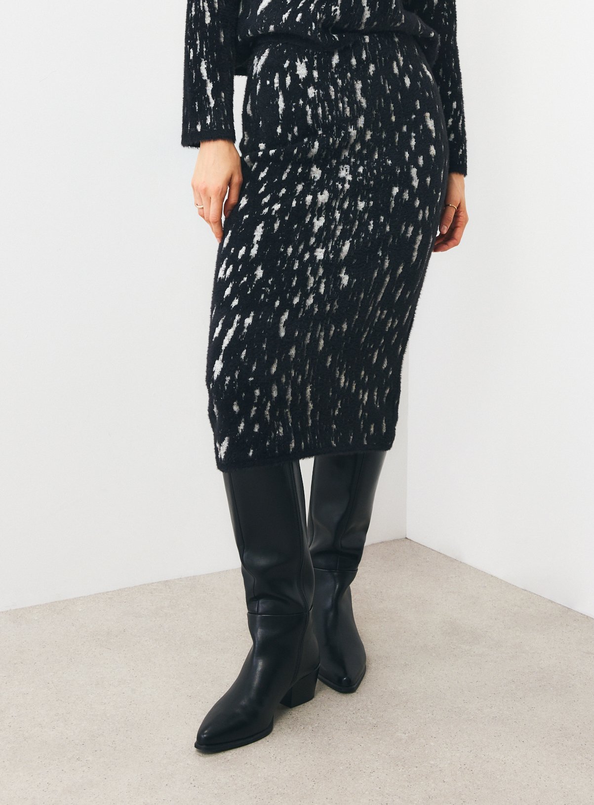 Animal Print Eyelash Skirt M - Image 2 thumbnail