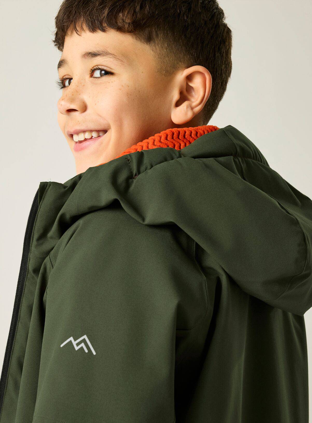 REGATTA Hillain Warm Lined Waterproof Jacket Green 7-8 years - Image 5