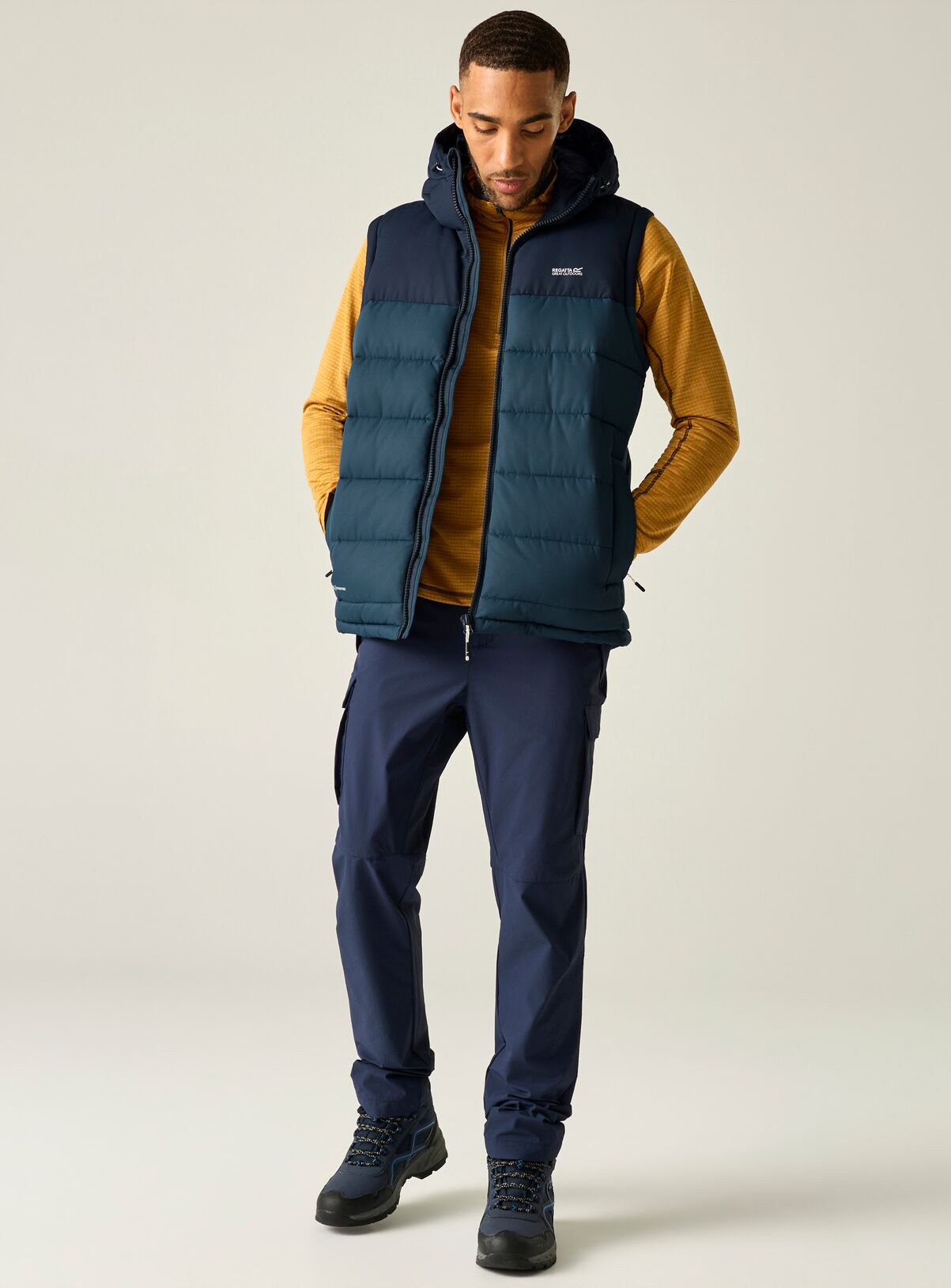 REGATTA Aldthorn Water Repellent Body Warmer Blue M - Image 2 thumbnail