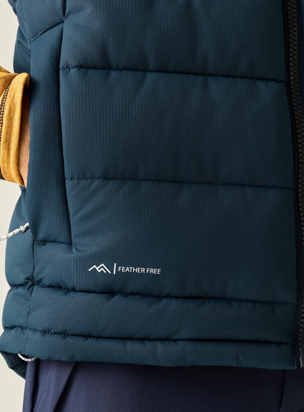 REGATTA Aldthorn Water Repellent Body Warmer Blue M - Image 5 thumbnail