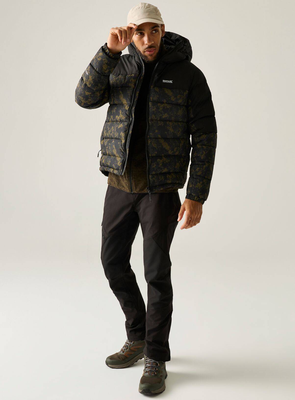 REGATTA Aldthorn Water Repellent Jacket Green Camo S - Image 2