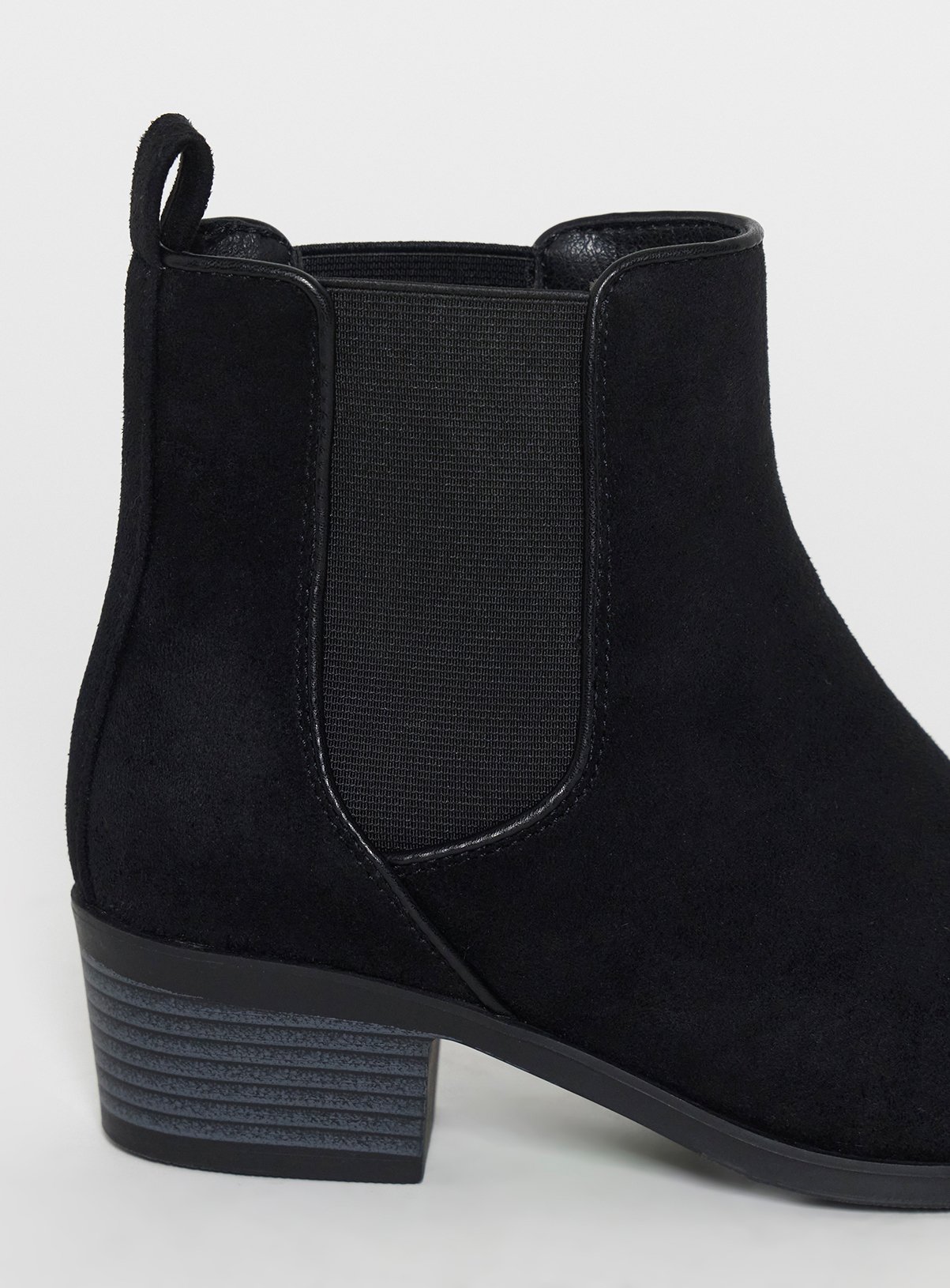 JD WILLIAMS Chelsea Block Heel Ankle Boot Wide Fit 6 - Image 4 thumbnail