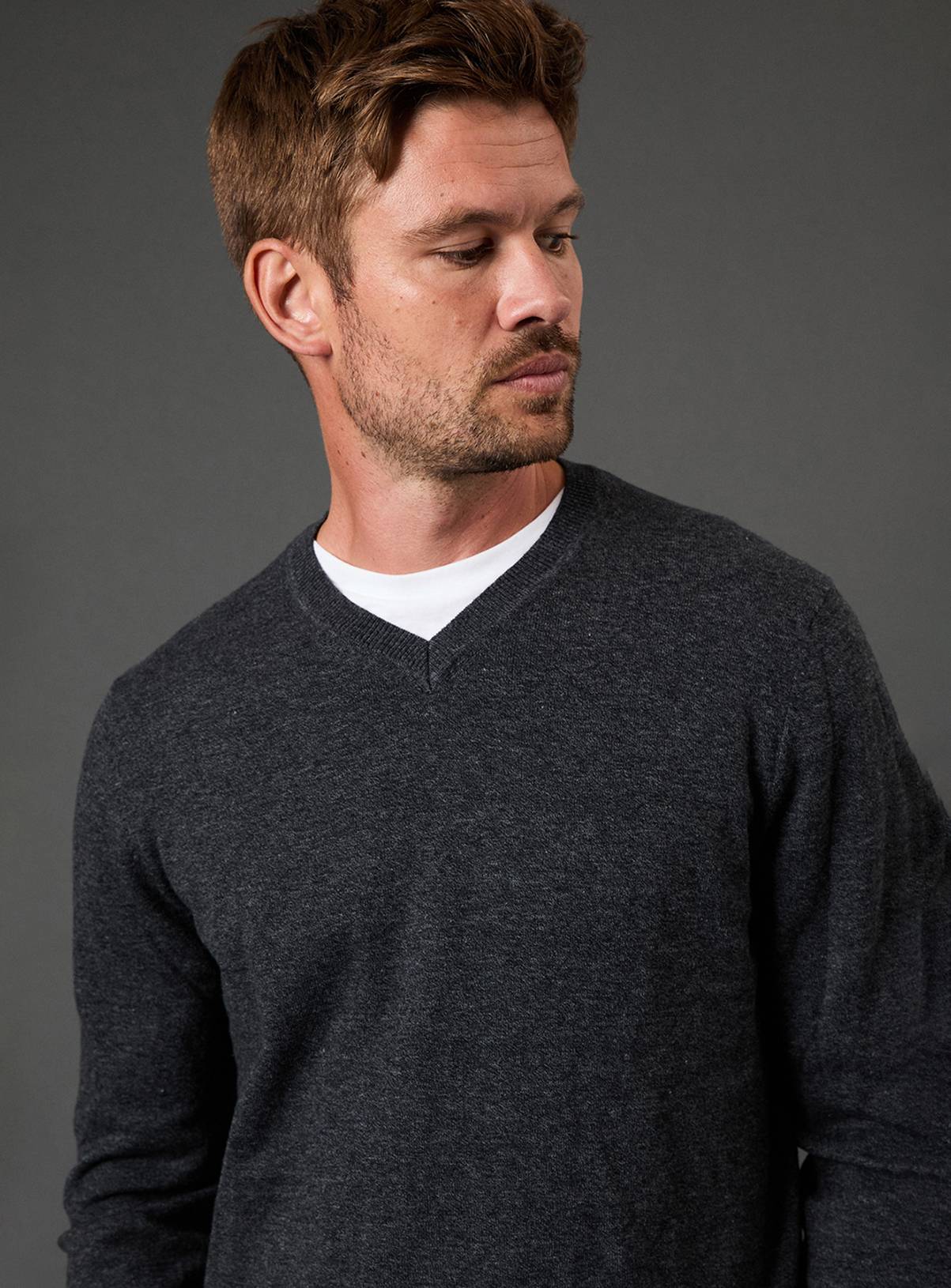 BURTON Charcoal Cotton Rich V Neck Jumper M - Image 4