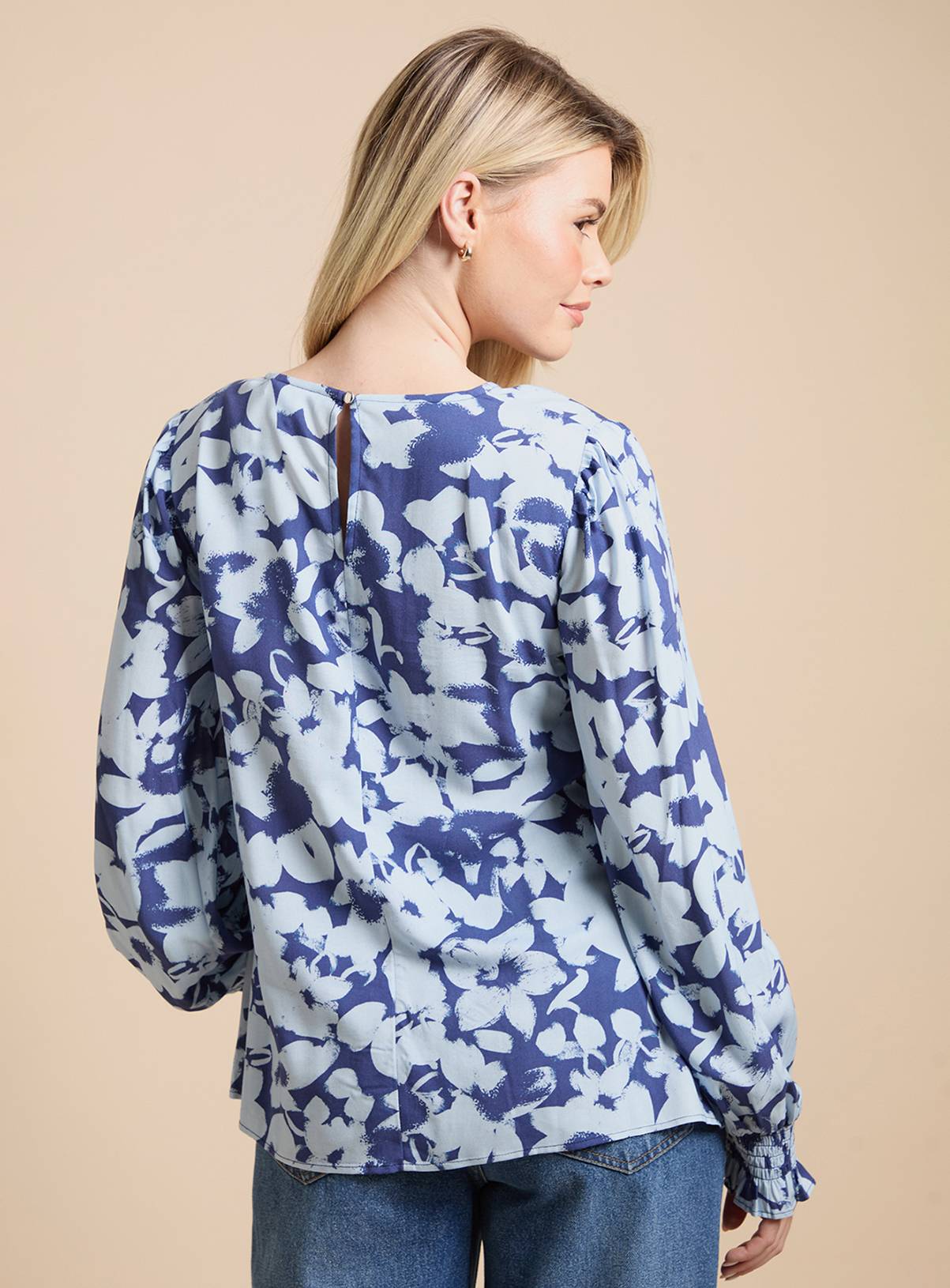 DOROTHY PERKINS Blue Floral Frill Shoulder Shirred Cuff Top 18 - Image 3