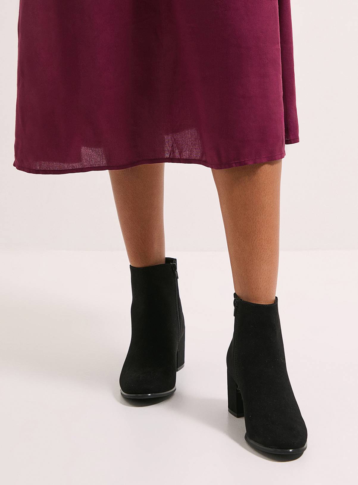 DOROTHY PERKINS Morgan Round Toe Block Heel Faux Suede Ankle Boots Black 8 - Image 2