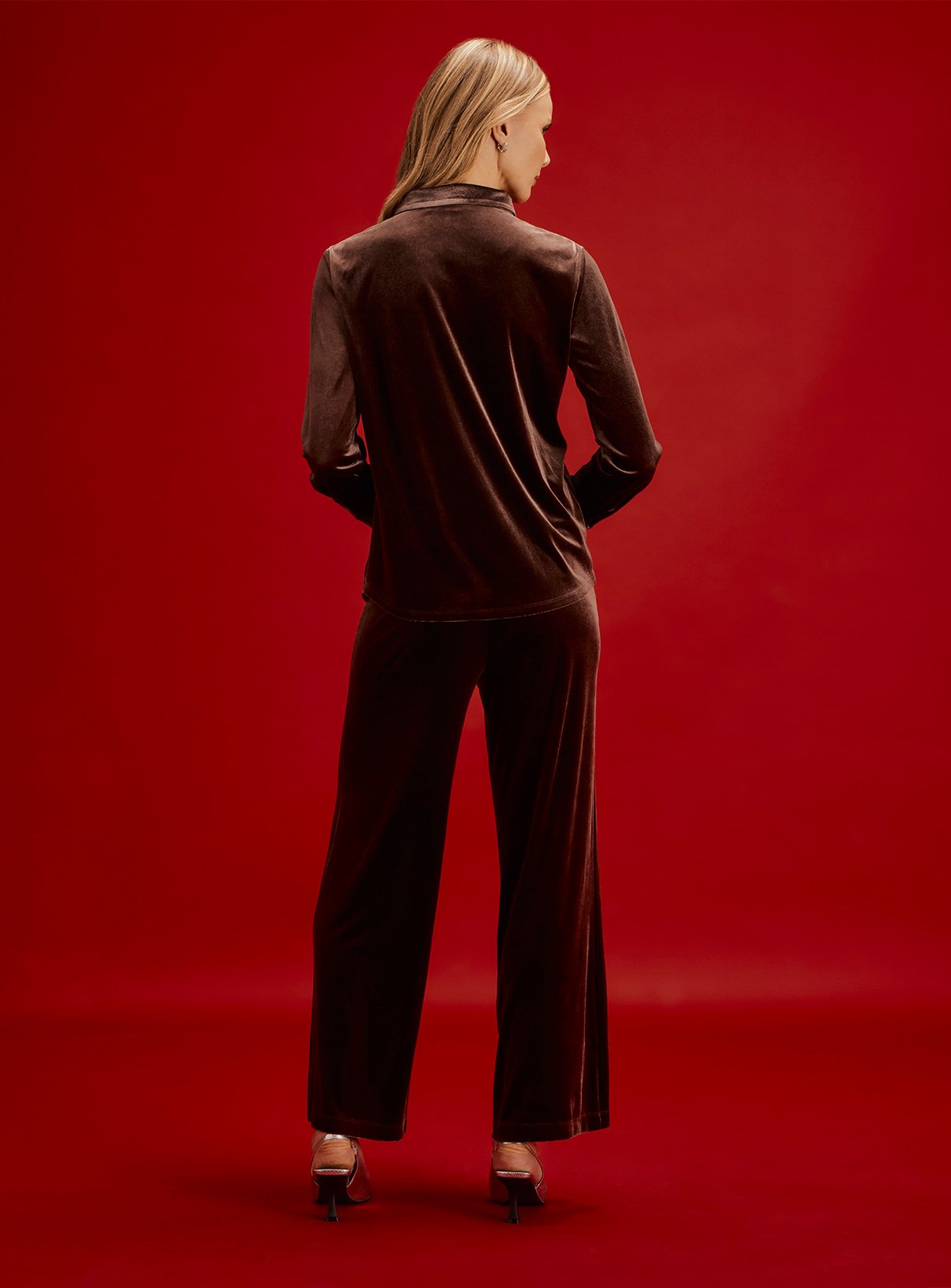 FINERY Sayge Velvet Collared Shirt 22 - Image 6 thumbnail