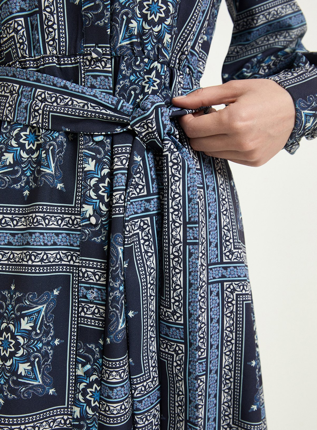 WALLIS Scarf Print Relaced Shirt Dress 10 - Image 4 thumbnail