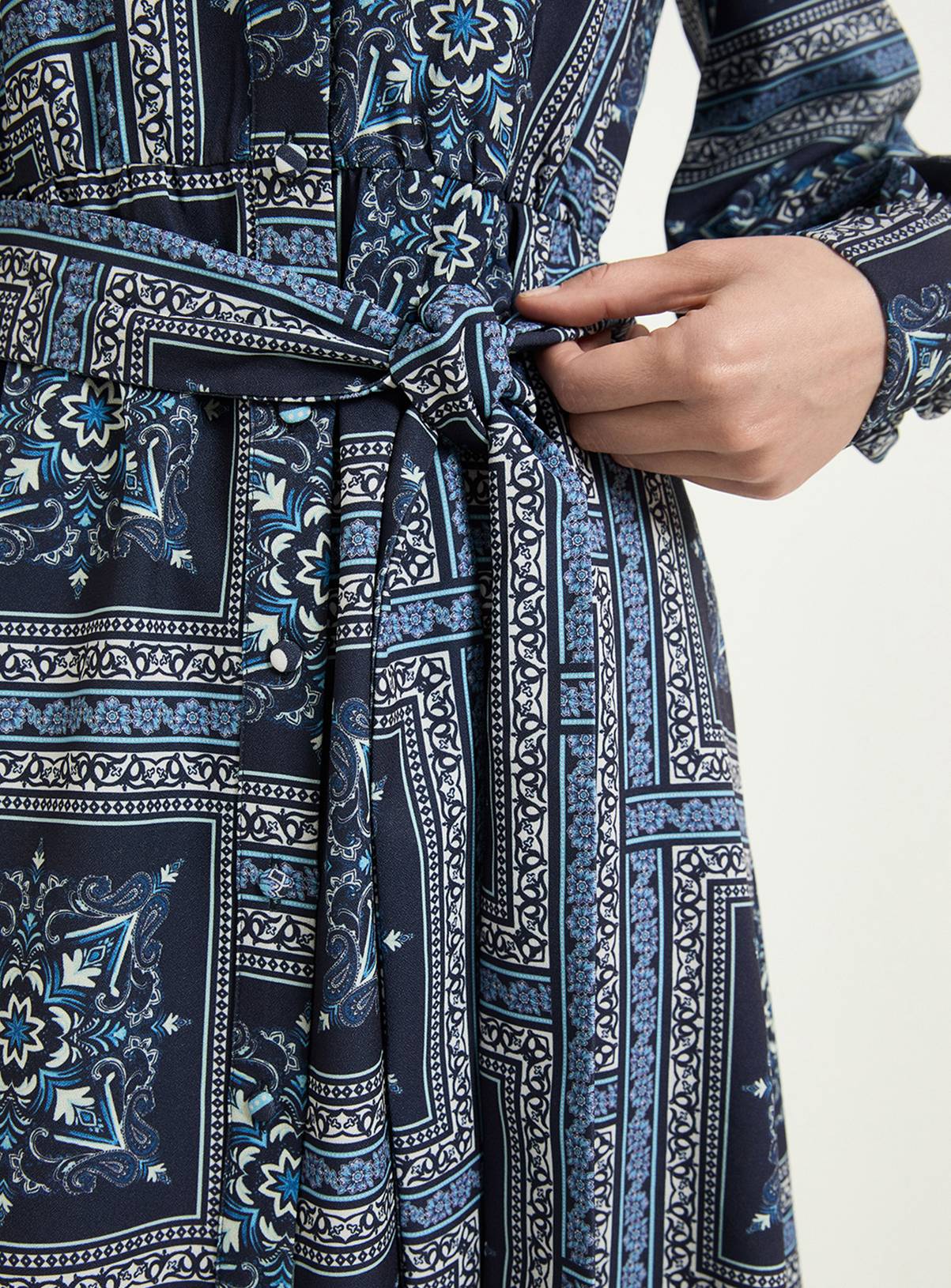 WALLIS Scarf Print Relaced Shirt Dress 10 - Image 4