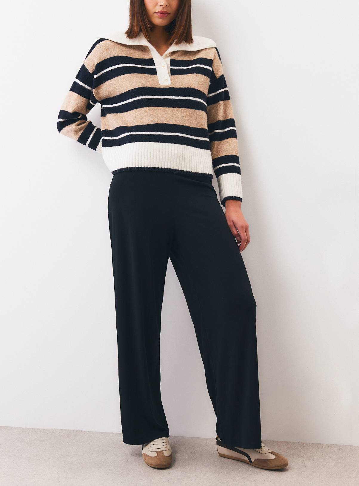 Black Wide Leg Trousers M - Image 1