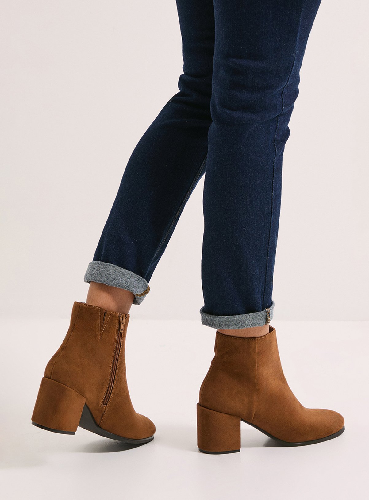 DOROTHY PERKINS Morgan Round Toe Block Heel Faux Suede Ankle Boots Tan 5 - Image 3 thumbnail