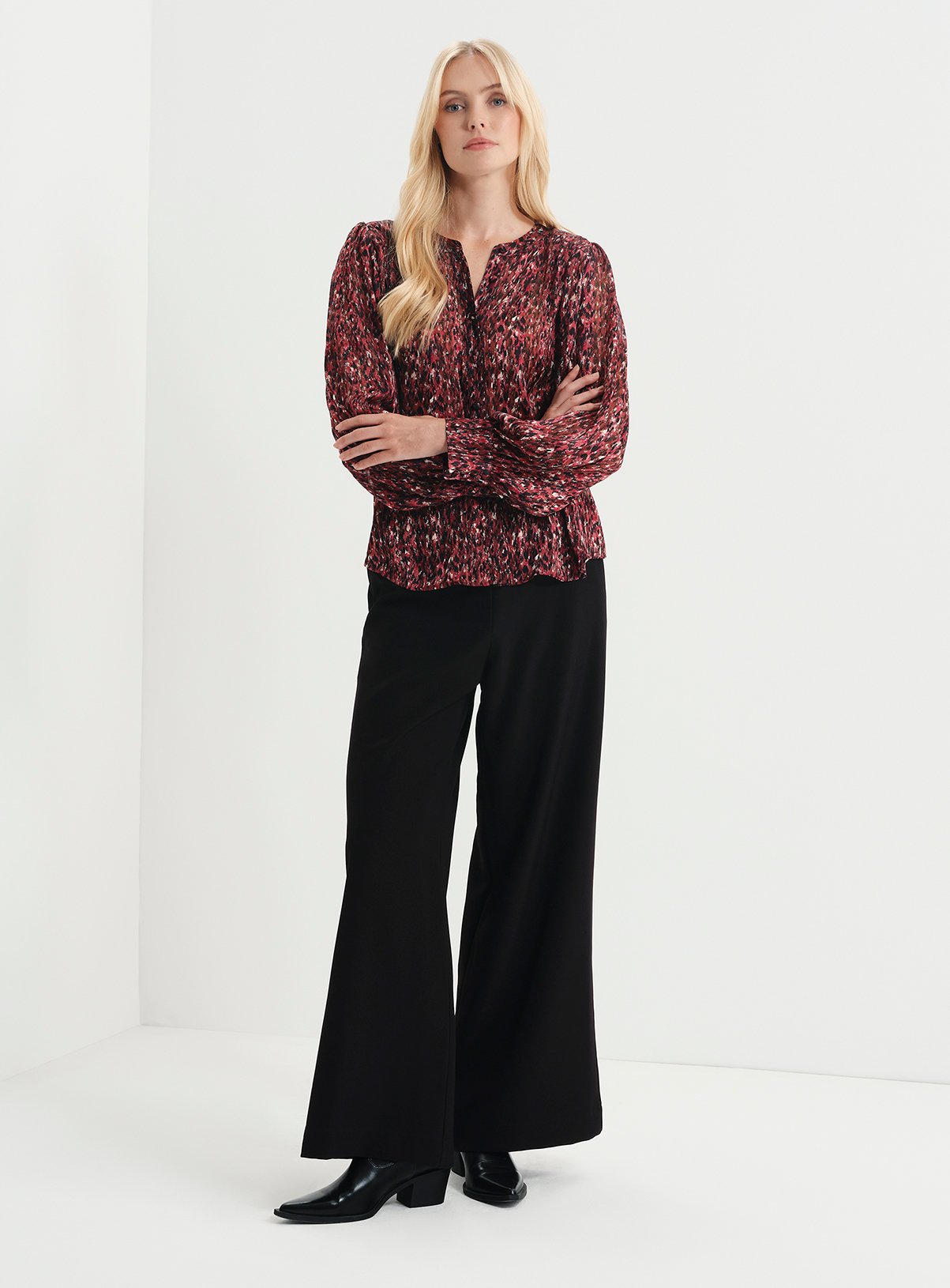 FINERY Lia Satin Chiffon Button Through Blouse 18 - Image 4 thumbnail
