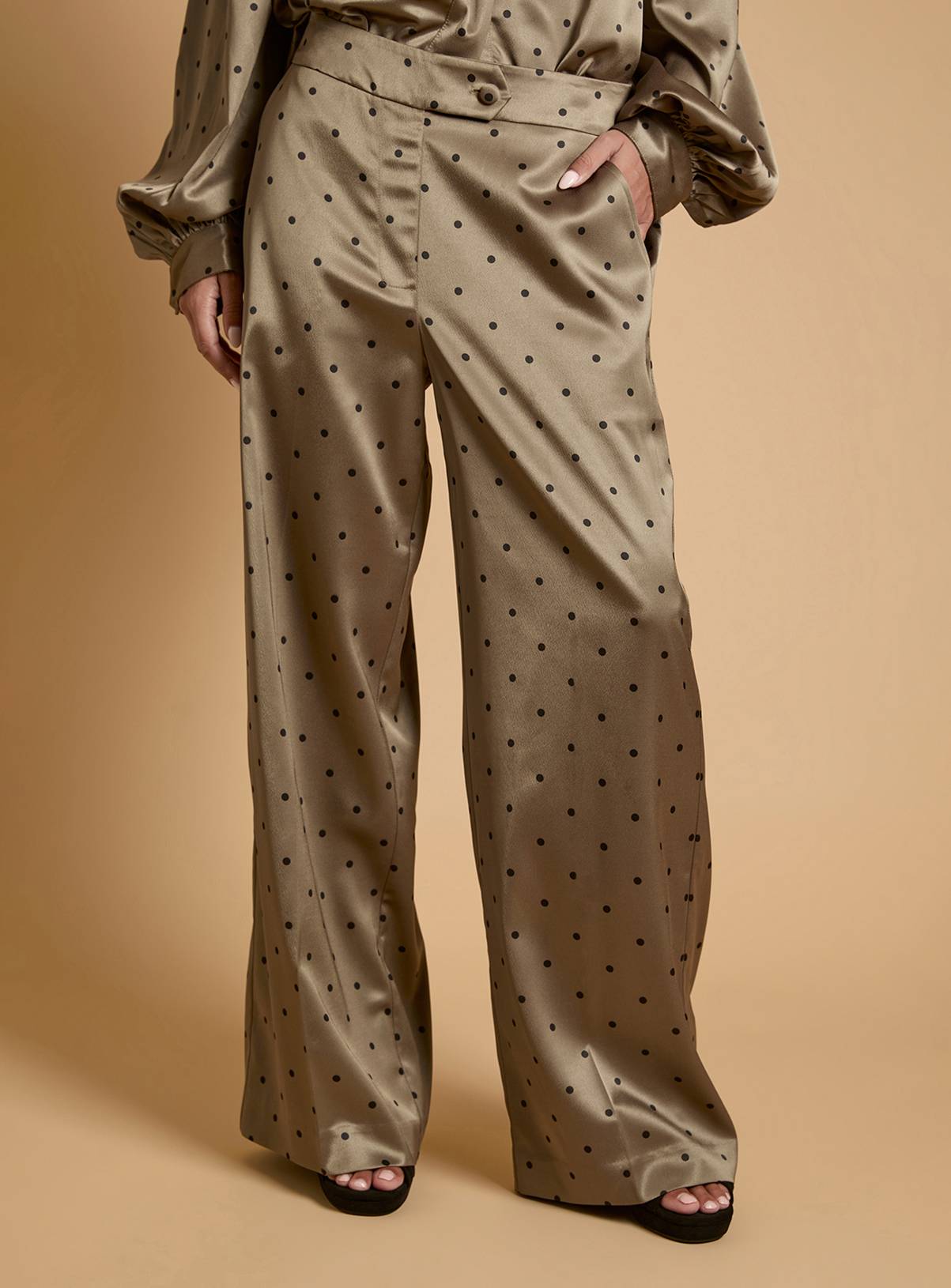 OASIS Petite Polka Dot Satin Back Crepe Wide Leg Trouser 18 - Image 1