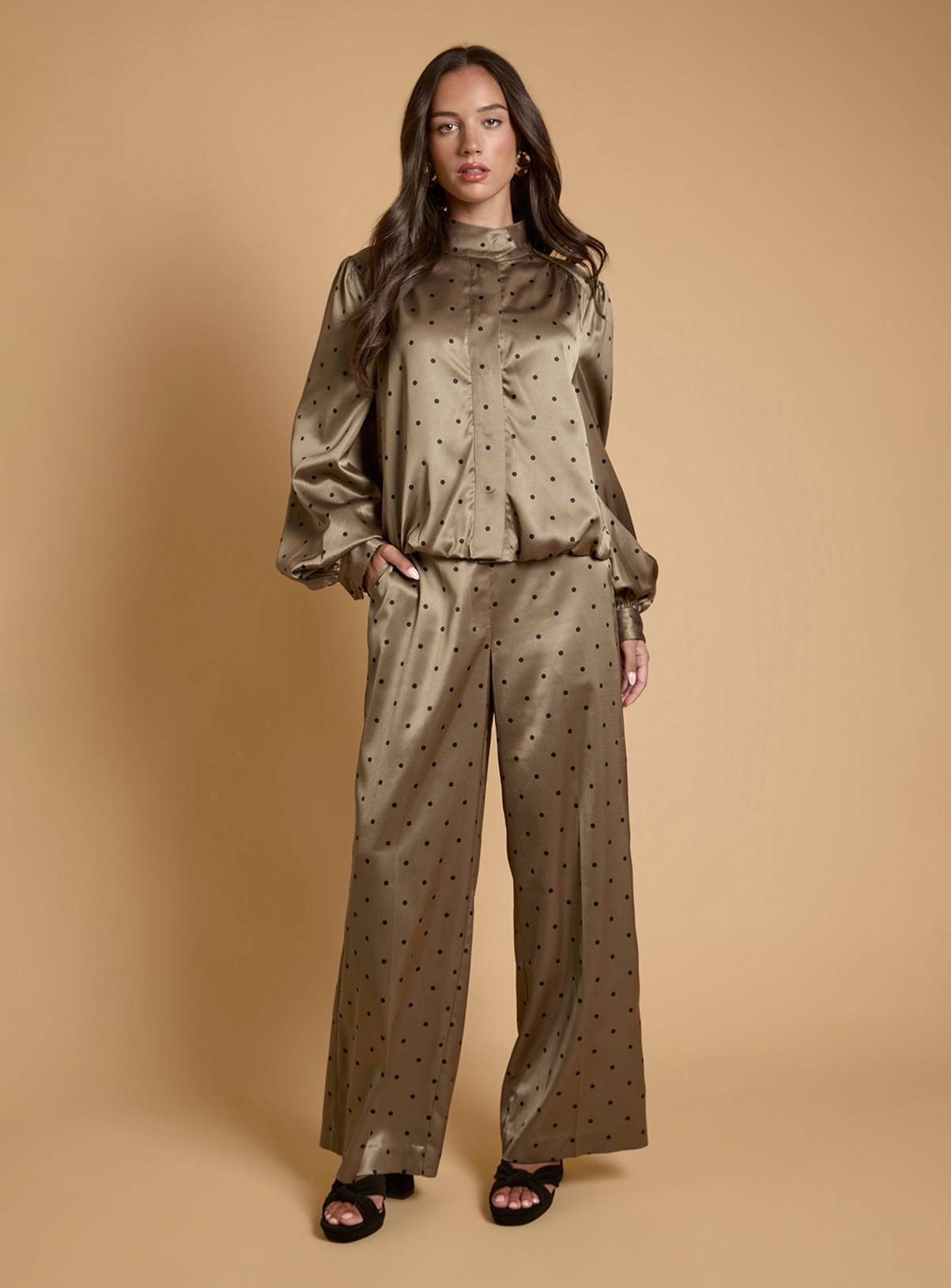 OASIS Petite Polka Dot Satin Back Crepe Wide Leg Trouser 18 - Image 2