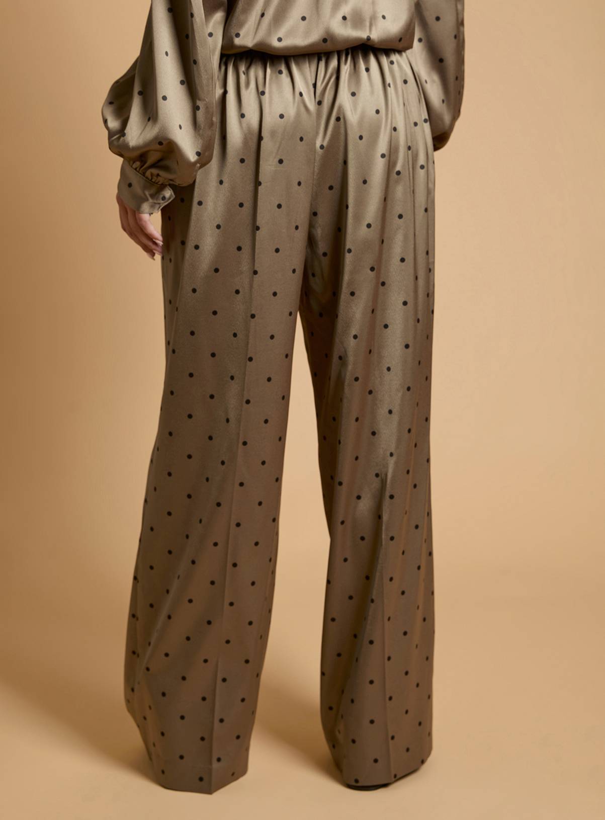 OASIS Petite Polka Dot Satin Back Crepe Wide Leg Trouser 18 - Image 3