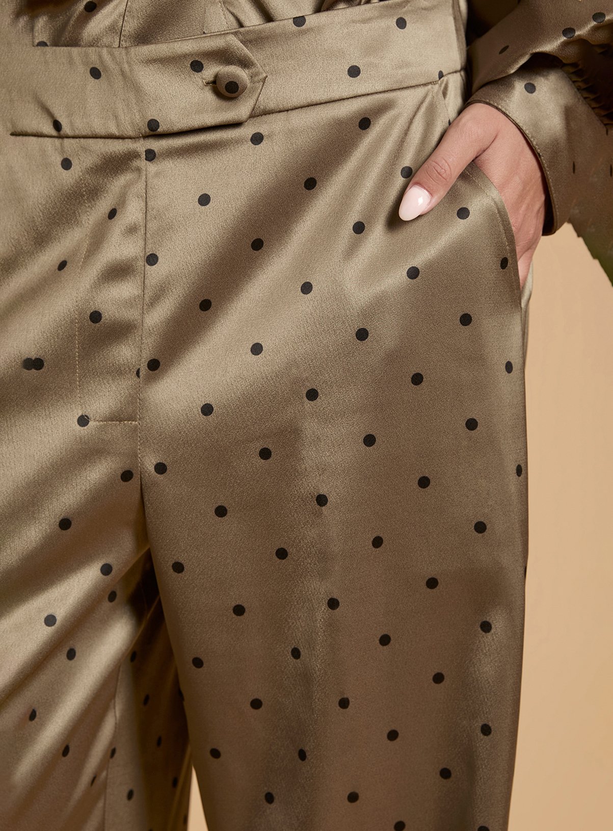 OASIS Petite Polka Dot Satin Back Crepe Wide Leg Trouser 18 - Image 4 thumbnail