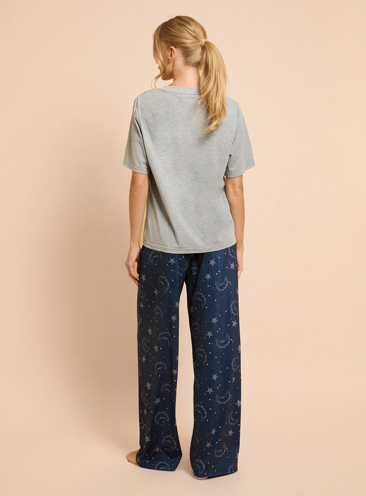 DOROTHY PERKINS Graphic T-Shirt and Trousers Pyjama Set S - Image 3 thumbnail