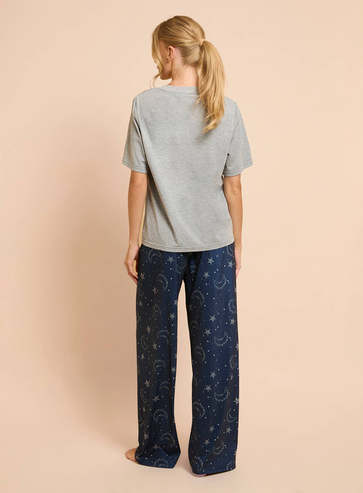 DOROTHY PERKINS Graphic T-Shirt and Trousers Pyjama Set S - Image 3