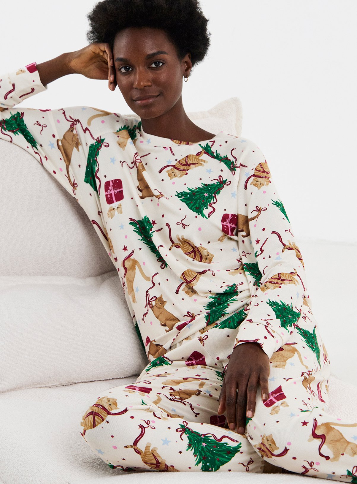 SIMPLY BE Pretty Secrets Cat Soft Knit Lounge Set 8-10 - Image 3 thumbnail