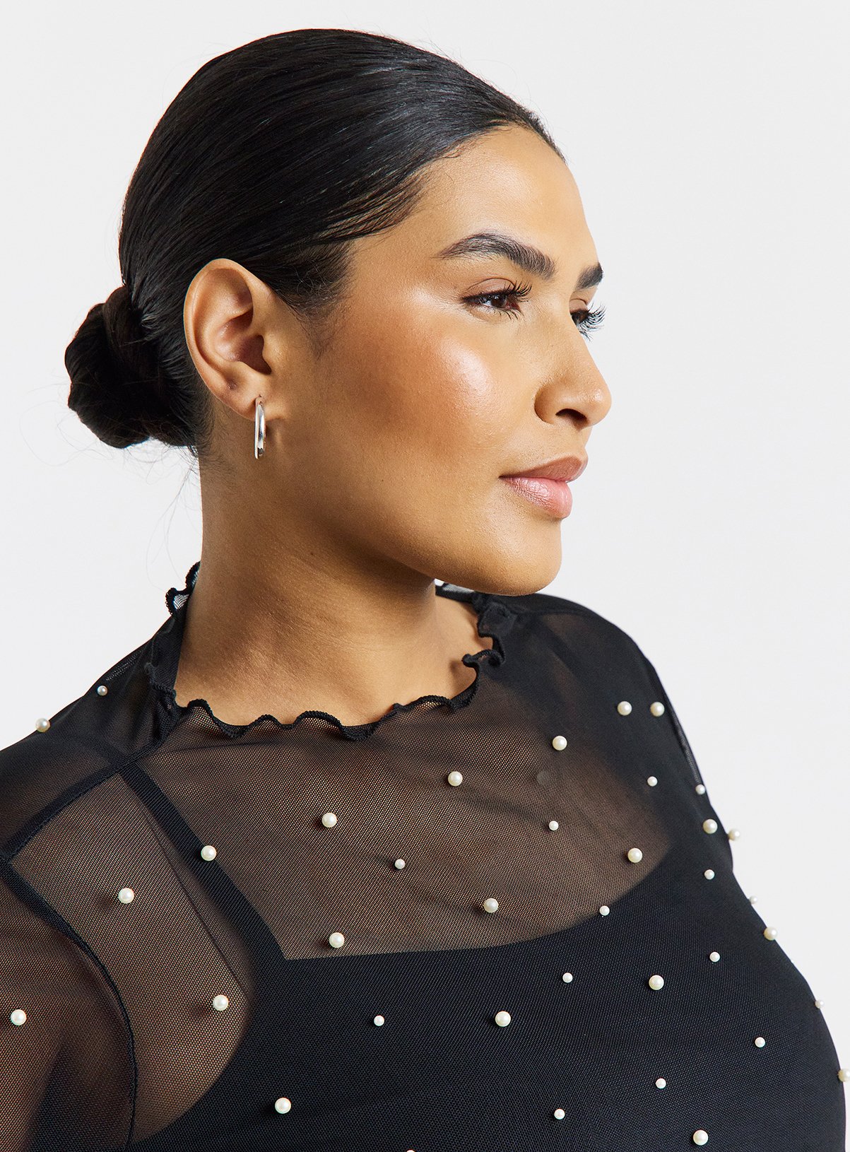 SIMPLY BE Long Sleeve Mesh Pearl Top 20 - Image 4 thumbnail