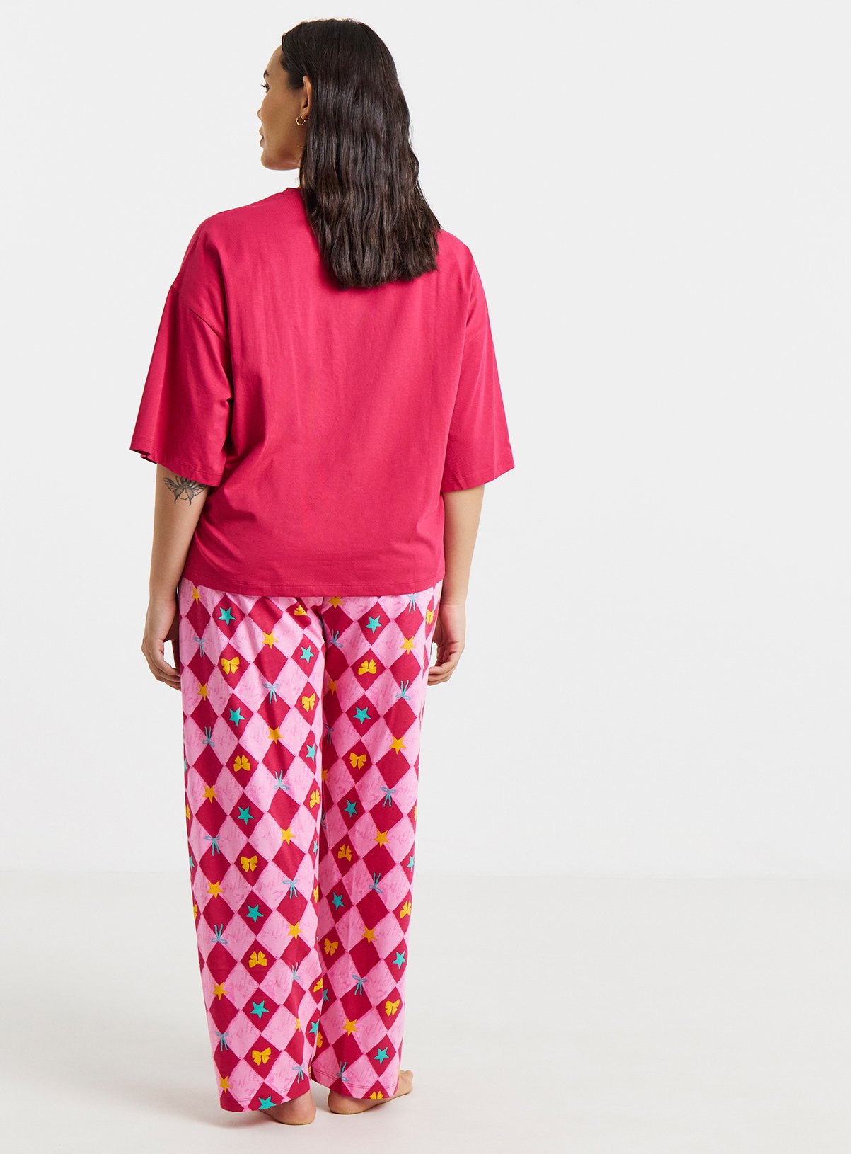 SIMPLY BE Santa Graphic Pyjama Set 24-26 - Image 2 thumbnail