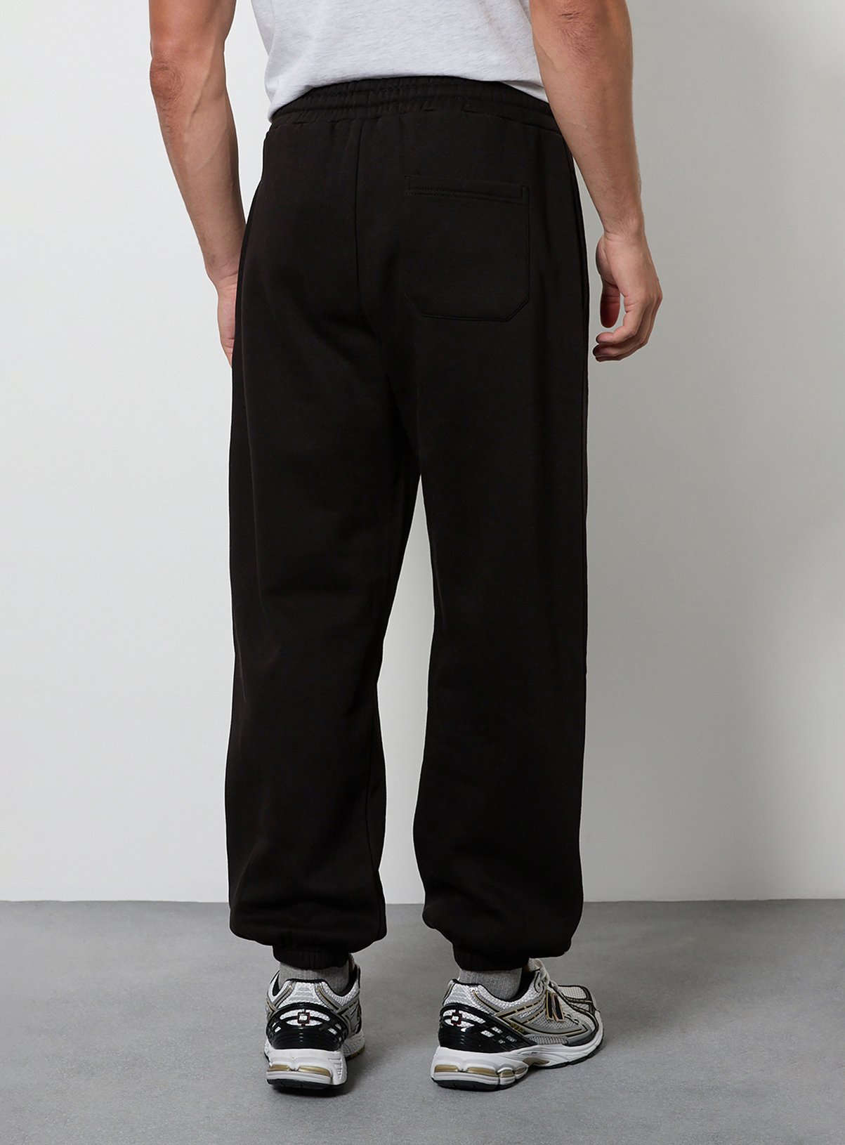 BURTON Black Straight Cuffed Jersey Joggers M - Image 3 thumbnail