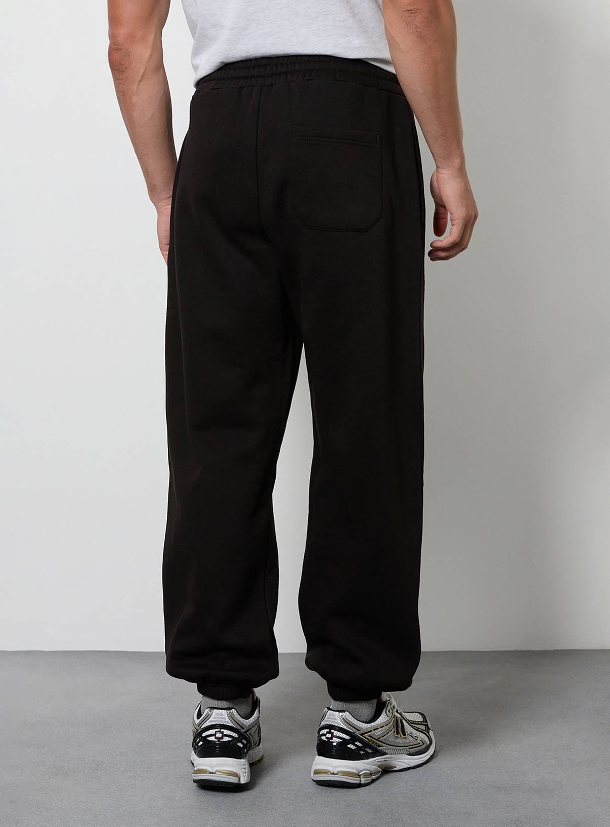 BURTON Black Straight Cuffed Jersey Joggers M - Image 3