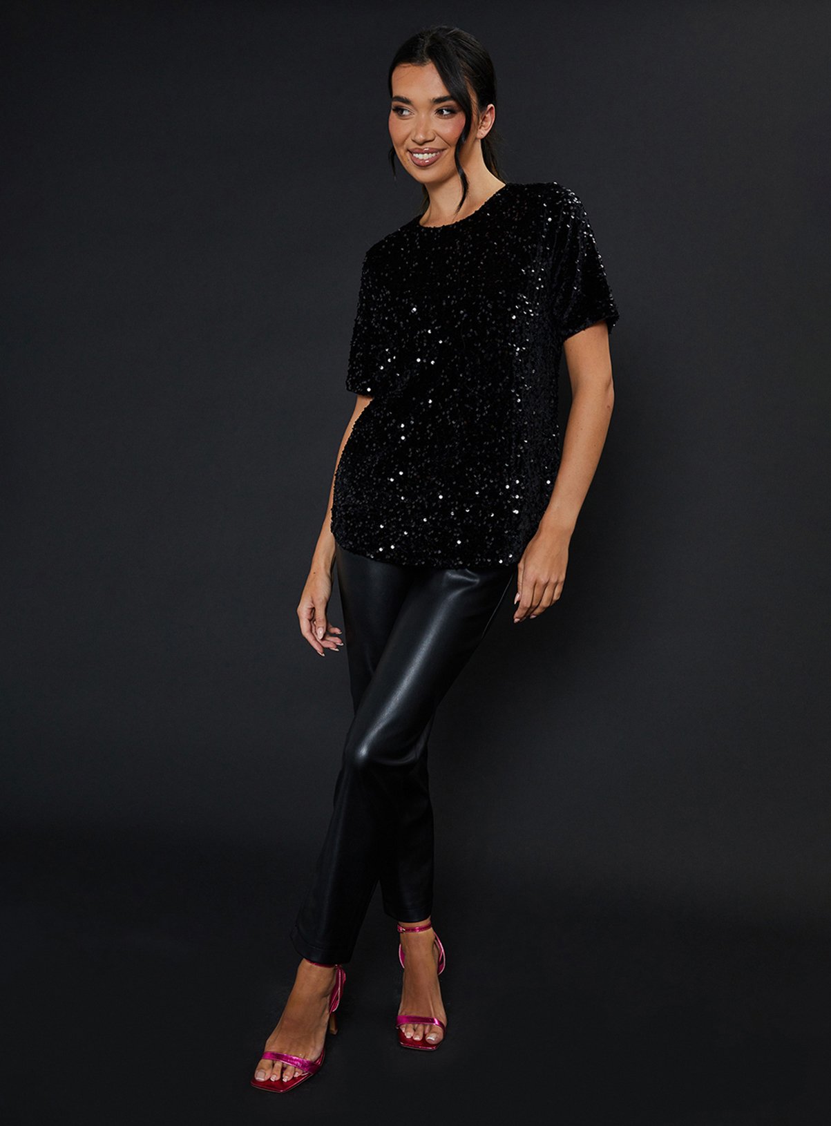 DOROTHY PERKINS Sequin T-Shirt 18 - Image 2 thumbnail