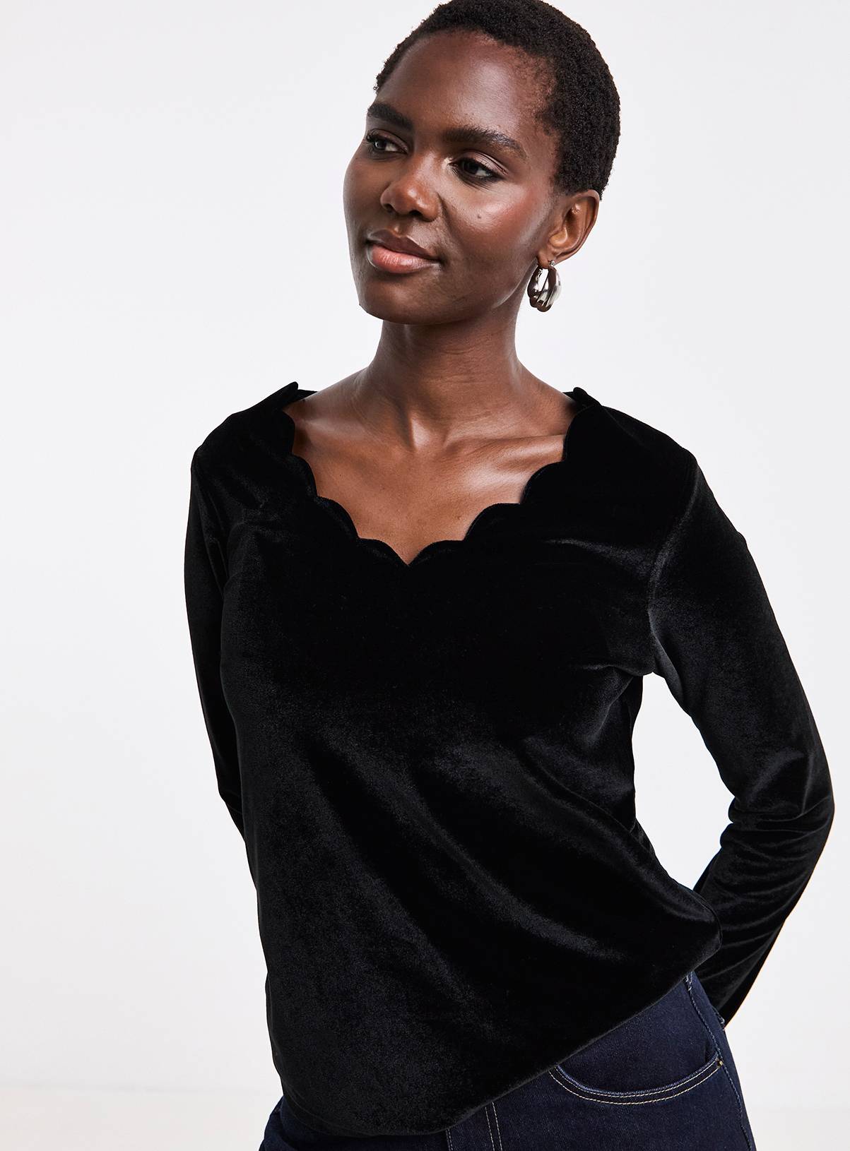 JD WILLIAMS Long Sleeve Scallop Velvet Top 20 - Image 1