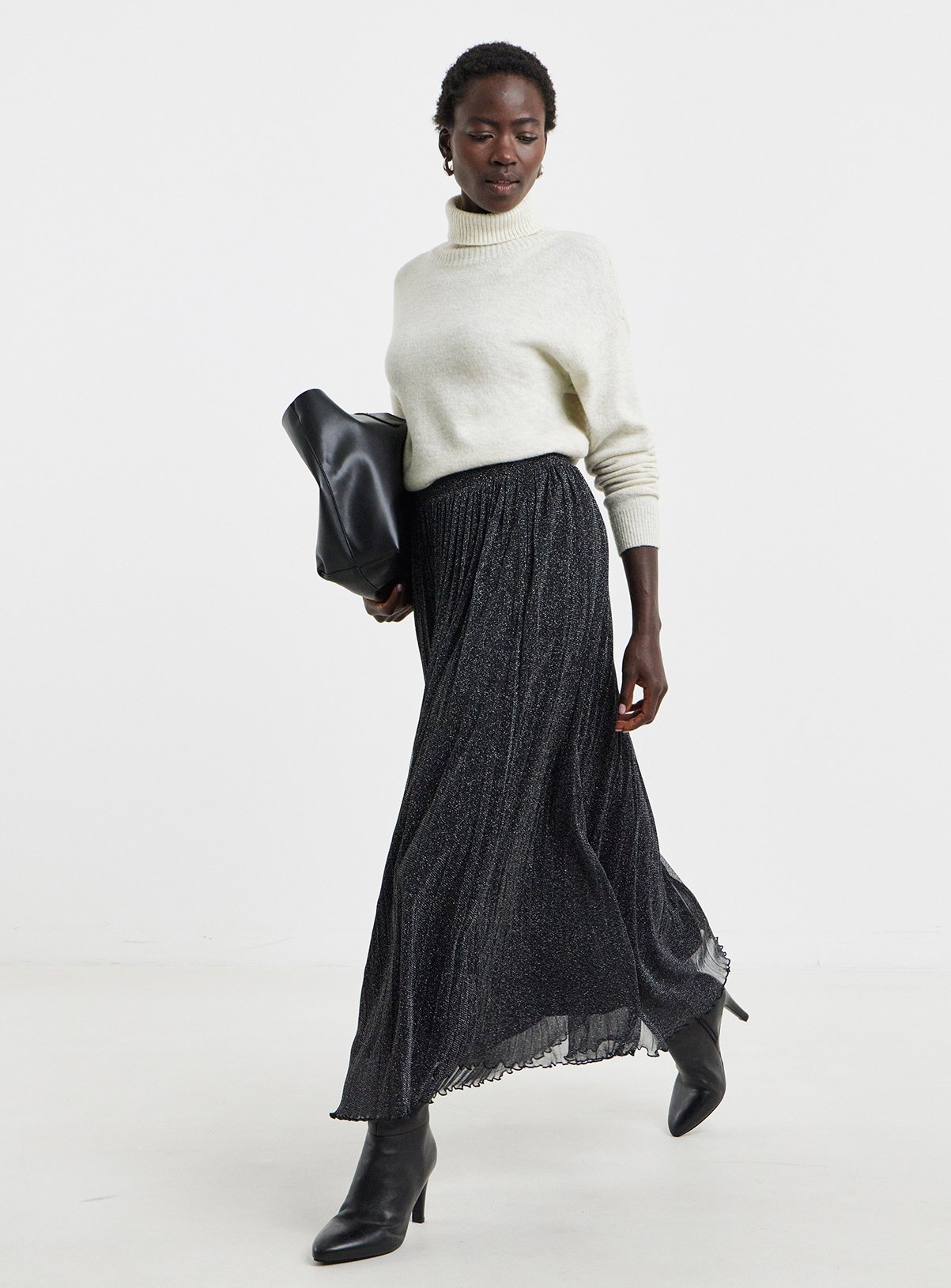 JD WILLIAMS Black Glitter Pleated Midaxi Skirt 22 - Image 3 thumbnail