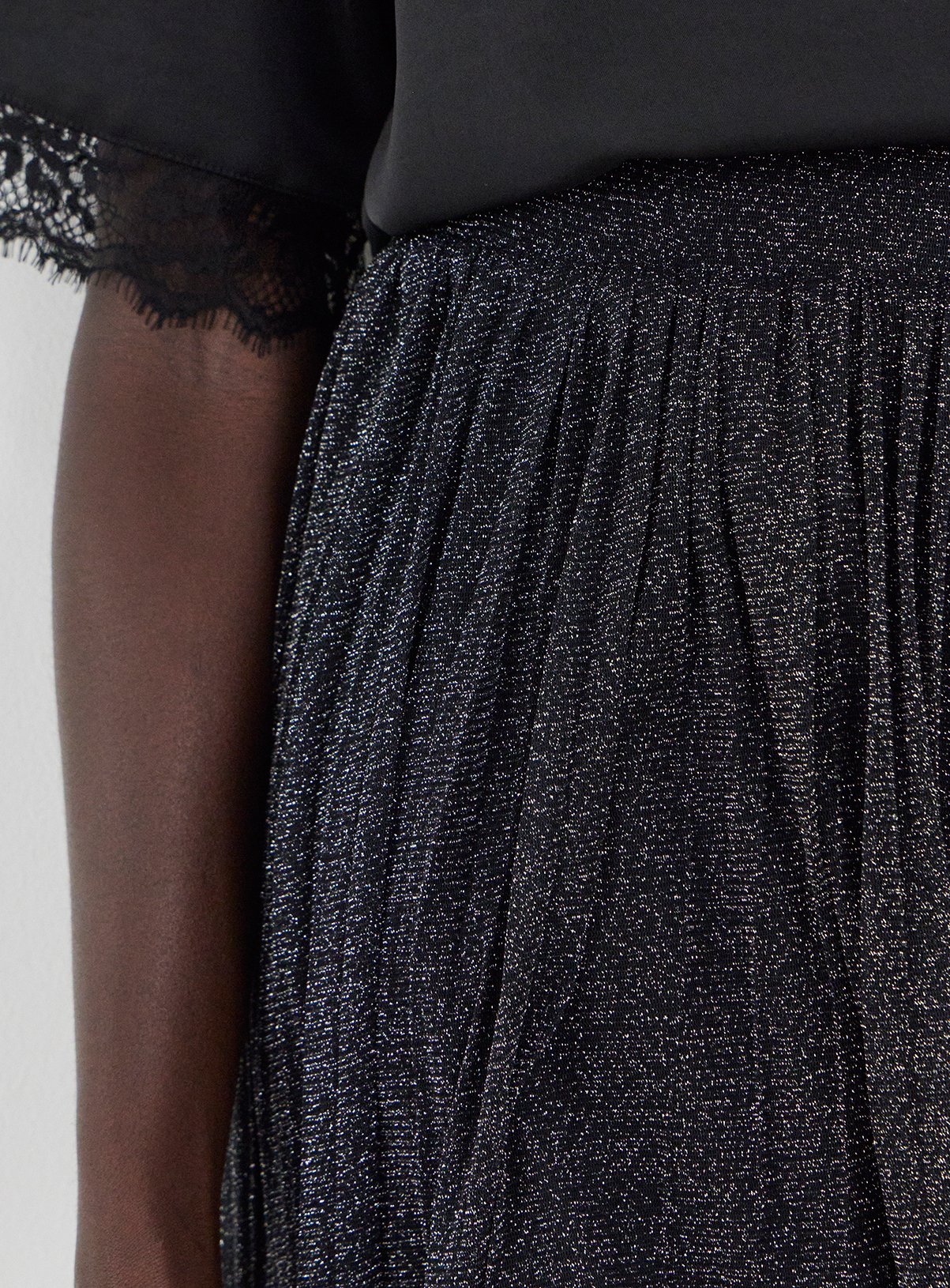 JD WILLIAMS Black Glitter Pleated Midaxi Skirt 22 - Image 4 thumbnail