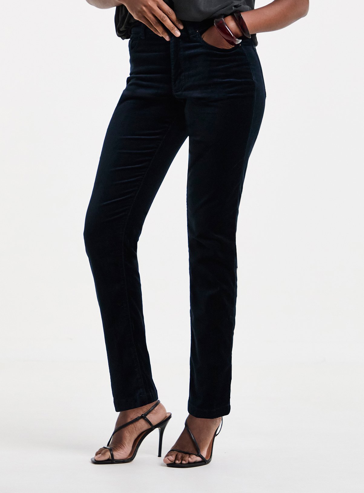 JD WILLIAMS Velvet Slim Leg Jeans 8 - Image 1 thumbnail